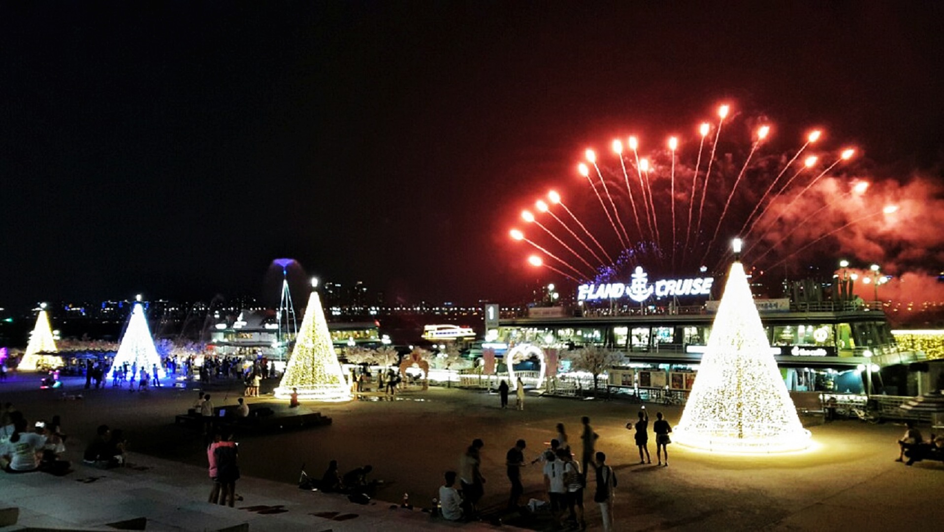 Eland Han River Cruise