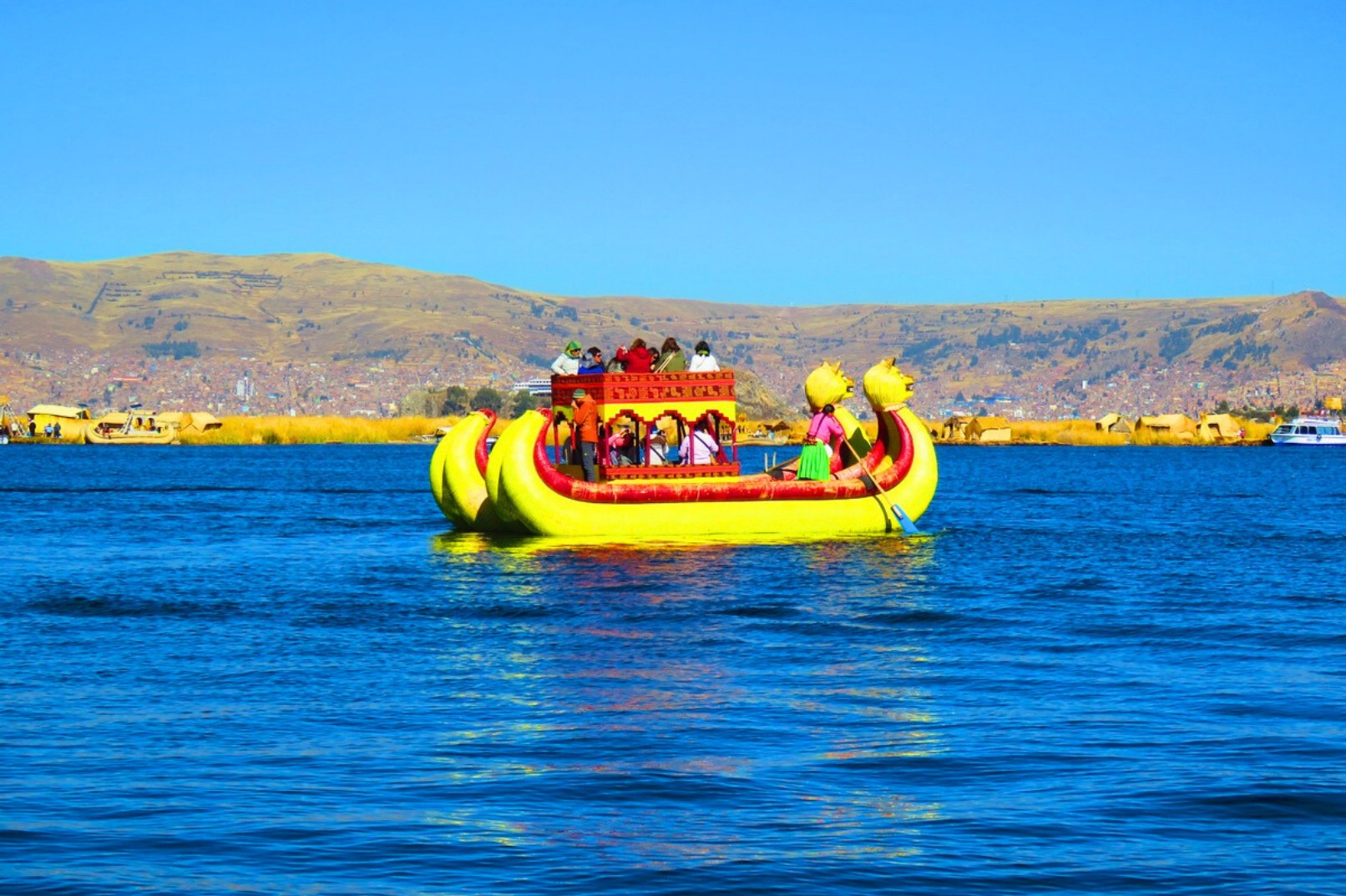Titicaca Lake Tour - Floating Islands of Uros, Amantani and Taquile