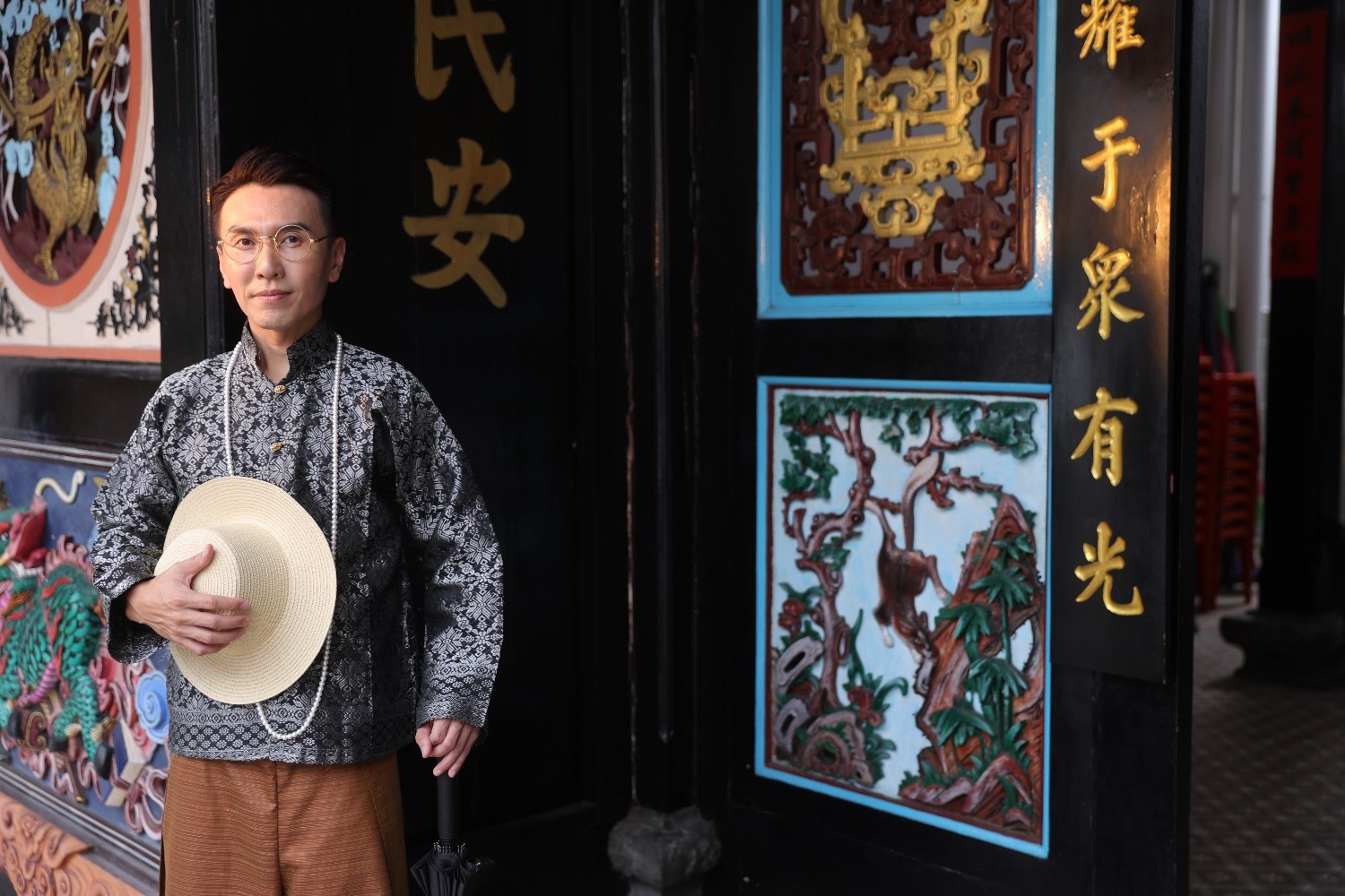 Baba Costume Rental Experience in Jonker Street Malacca