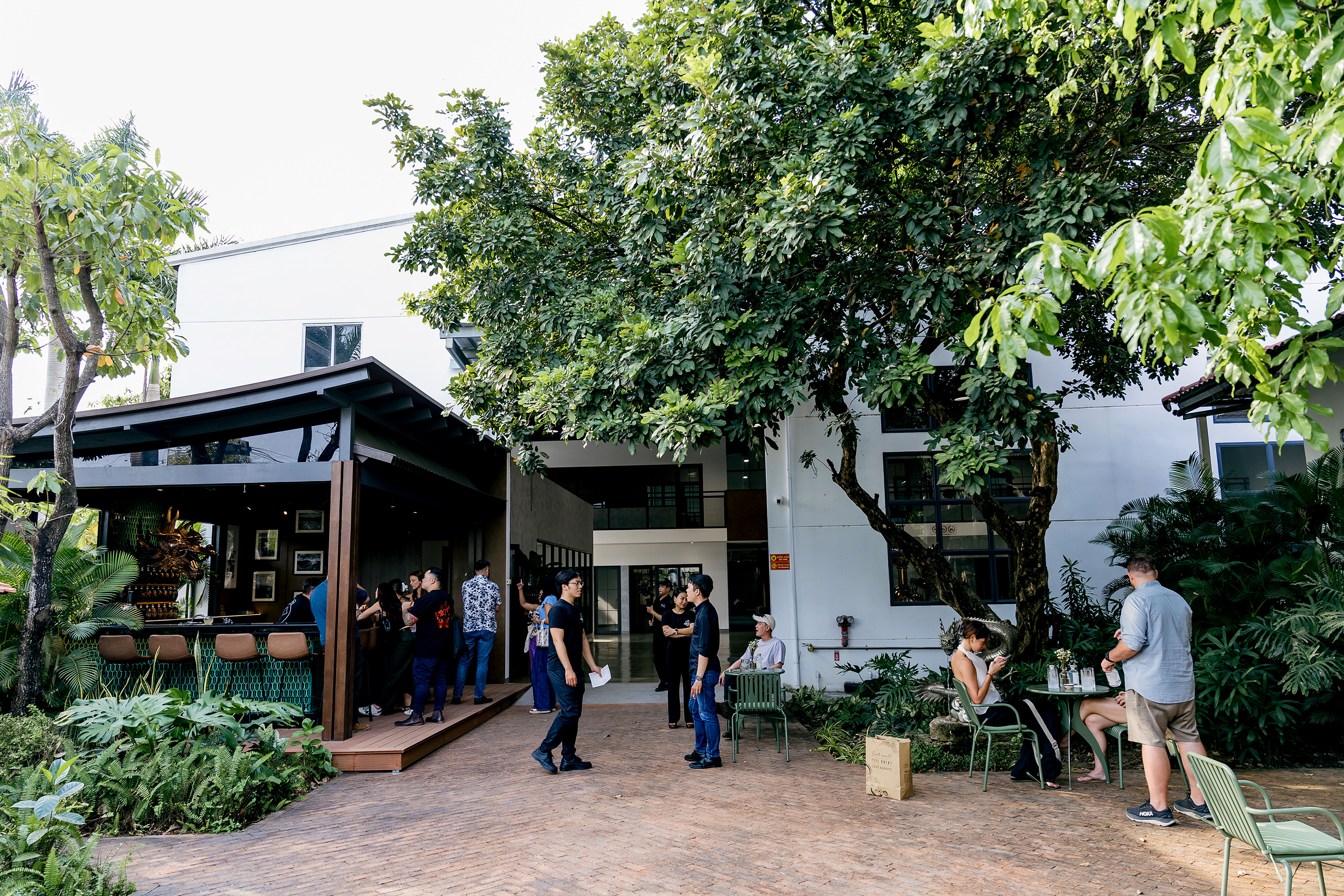 Make-Your-Own Gin Experience & Saigon Baigur Distillery Tour