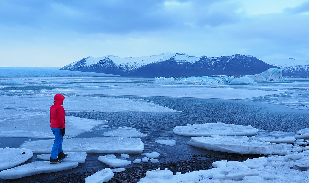 South Shore of Iceland Glacier Lake, Diamond Beach & Vik Town Day Tour (Chinese option available)