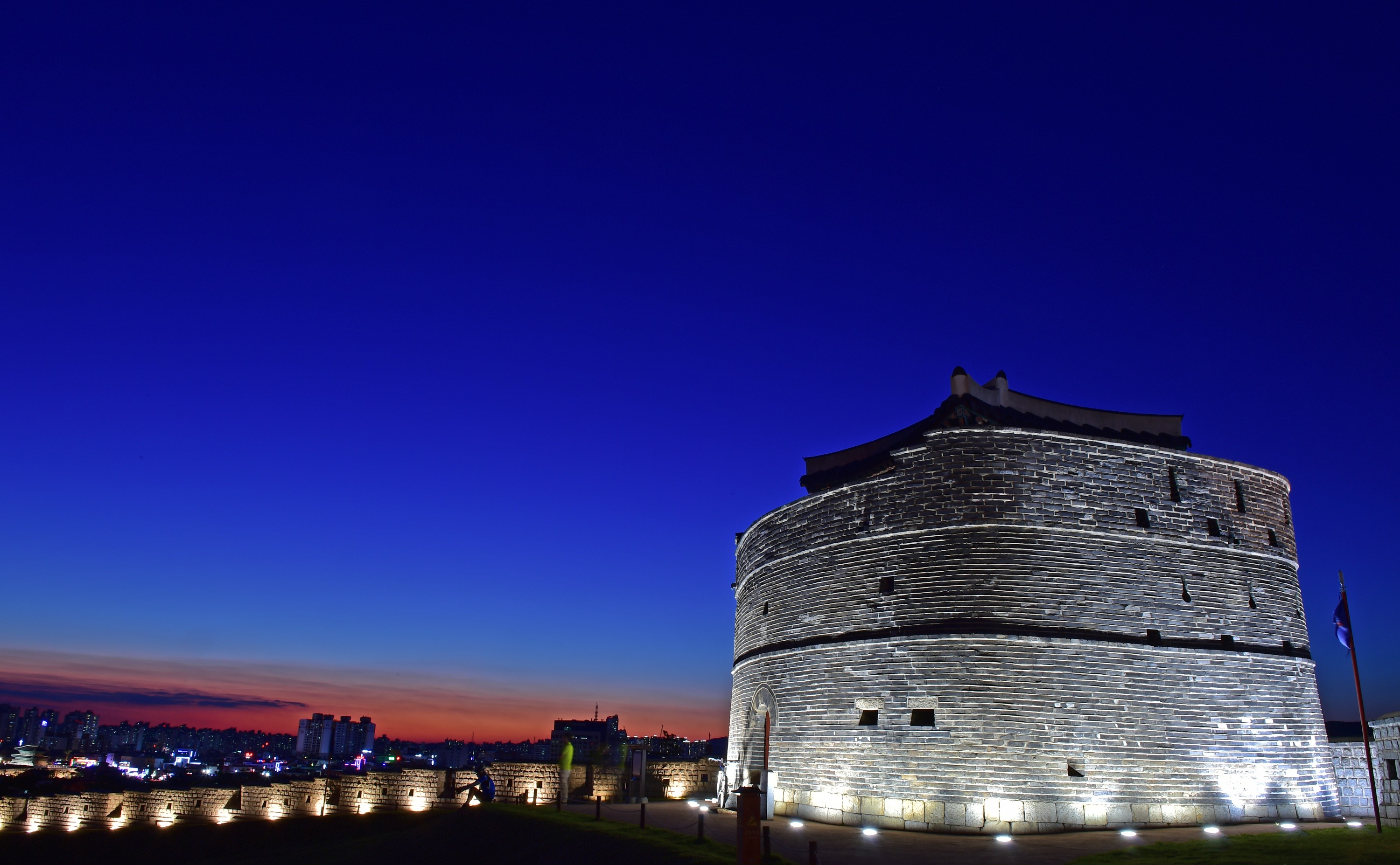 Suwon Hwaseong Night View Tour