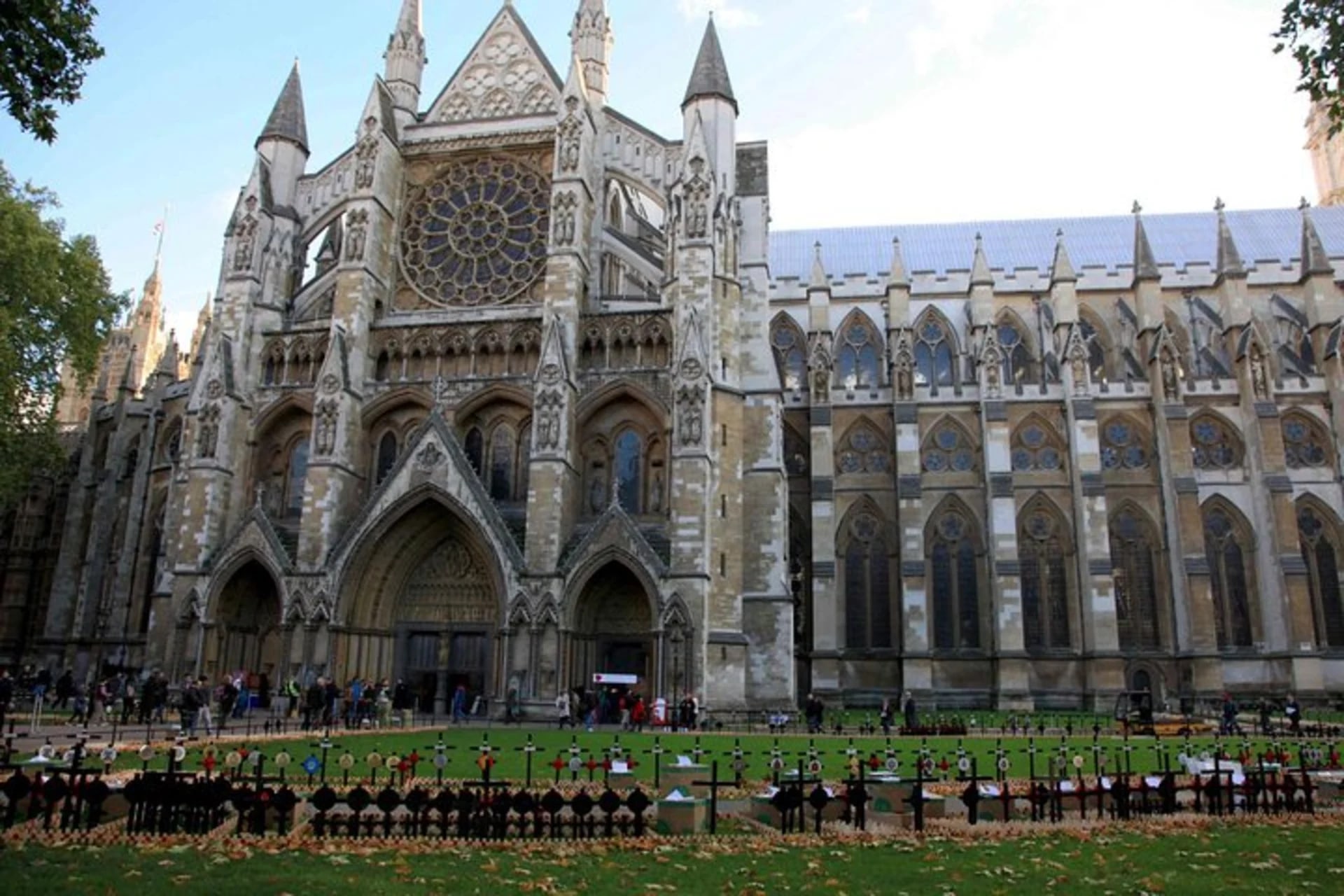 Best of Royal London Tour with Tower of London and Westminster Walk