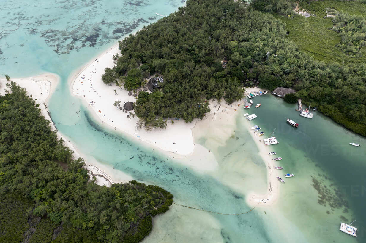 Ile Aux Cerfs Catamaran Cruise with Lunch, Unlimited Drink &Transfer