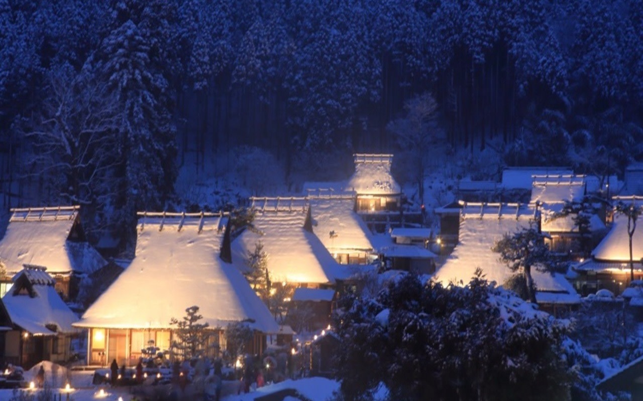 Miyama Kayabuki Winter Lantern Illumination Full-Day Tour