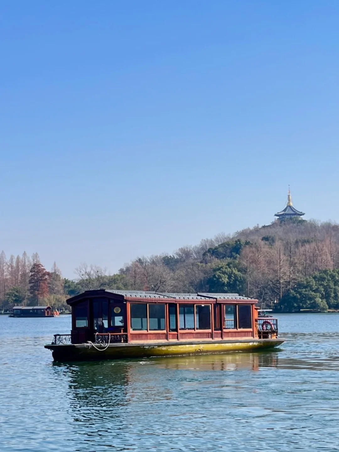 西湖遊船 西湖遊船