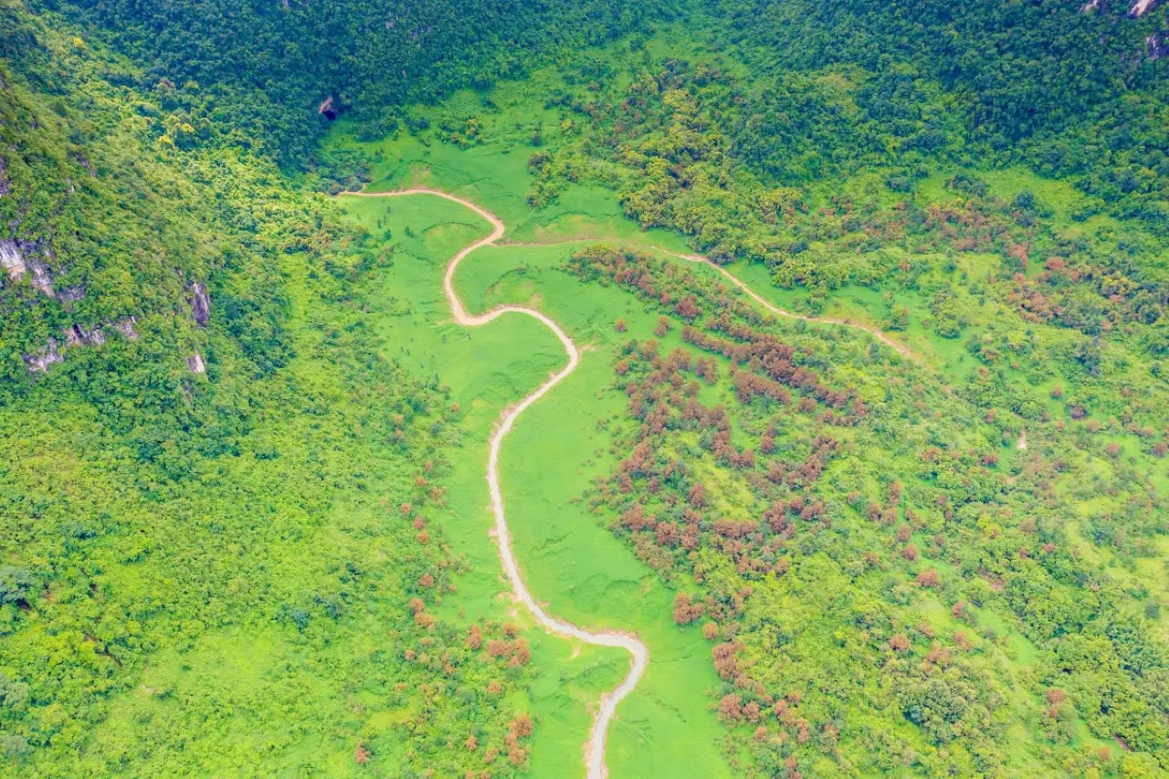 Pingtang Tiankeng Group Scenic Area