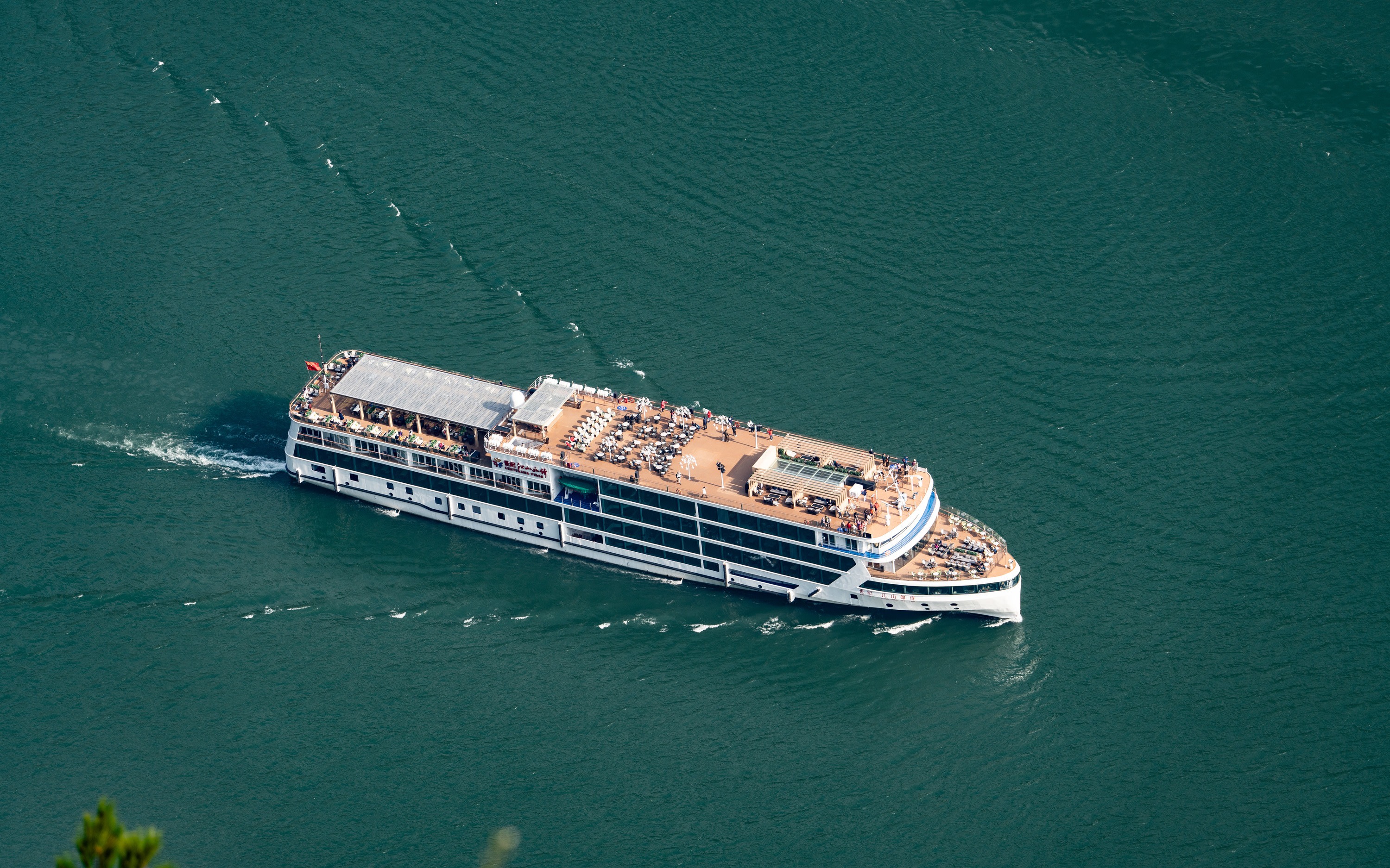 Century Cruises - Poetic China | Yangtze River Three Gorges One-Day Sightseeing Tour