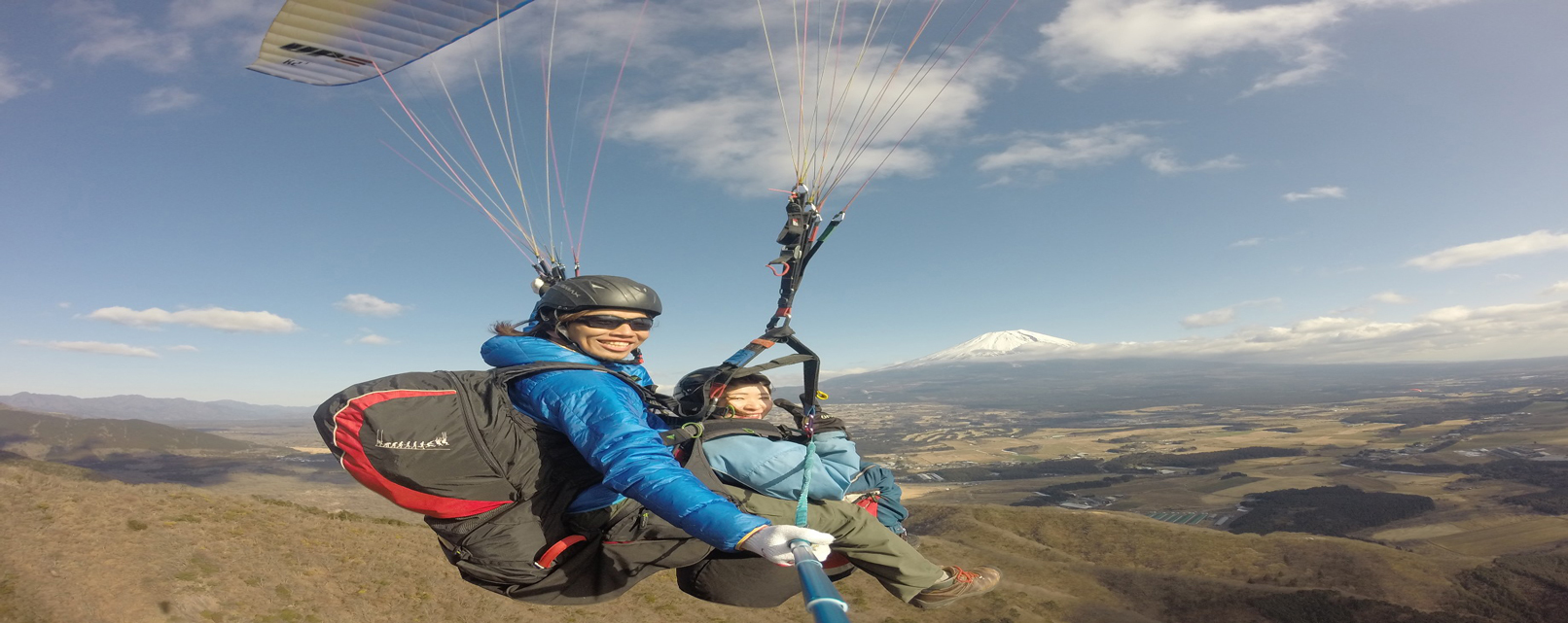 富士山眺めながらパラグライダー体験（静岡）