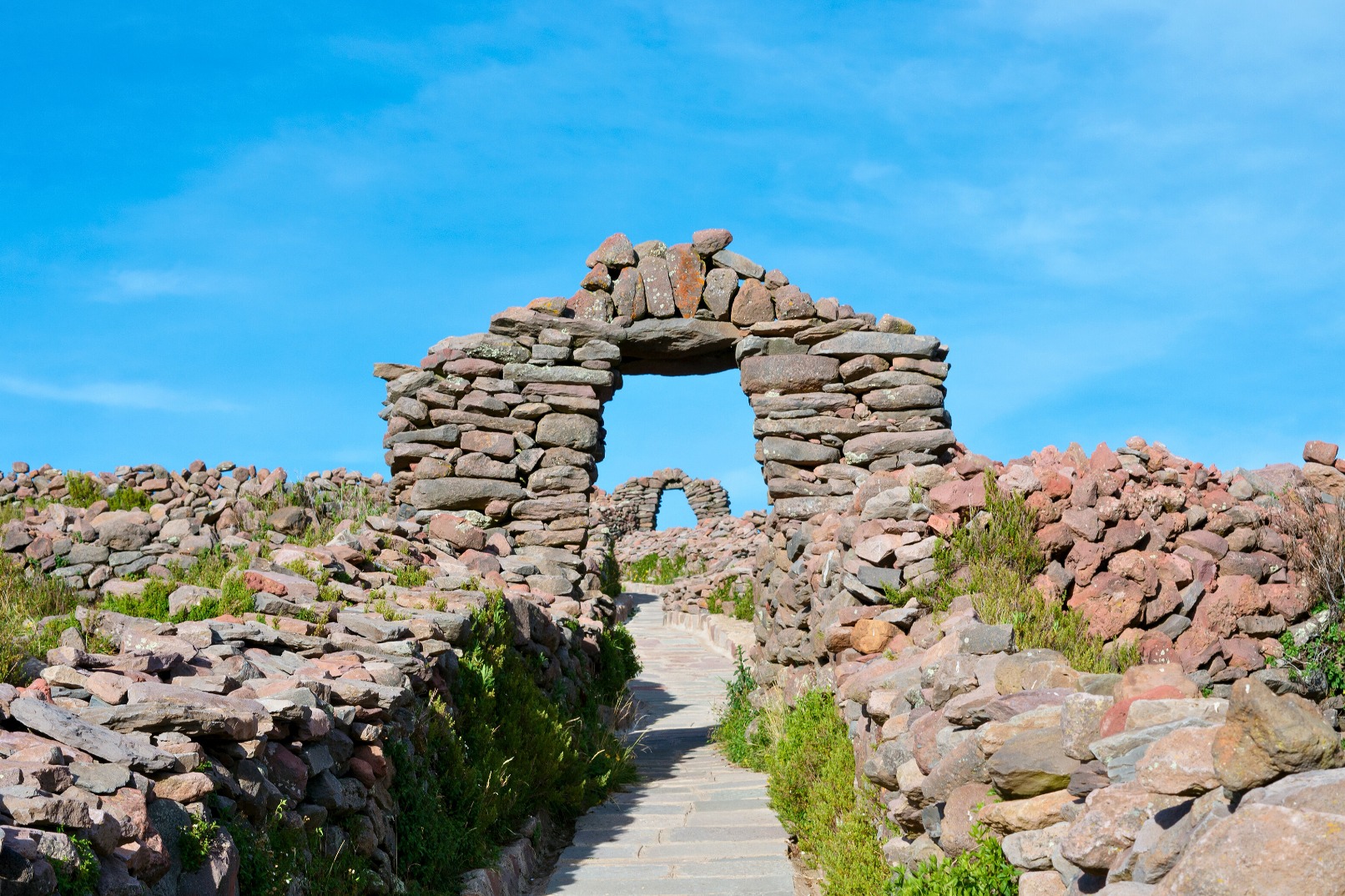 Titicaca Lake Tour - Floating Islands of Uros, Amantani and Taquile