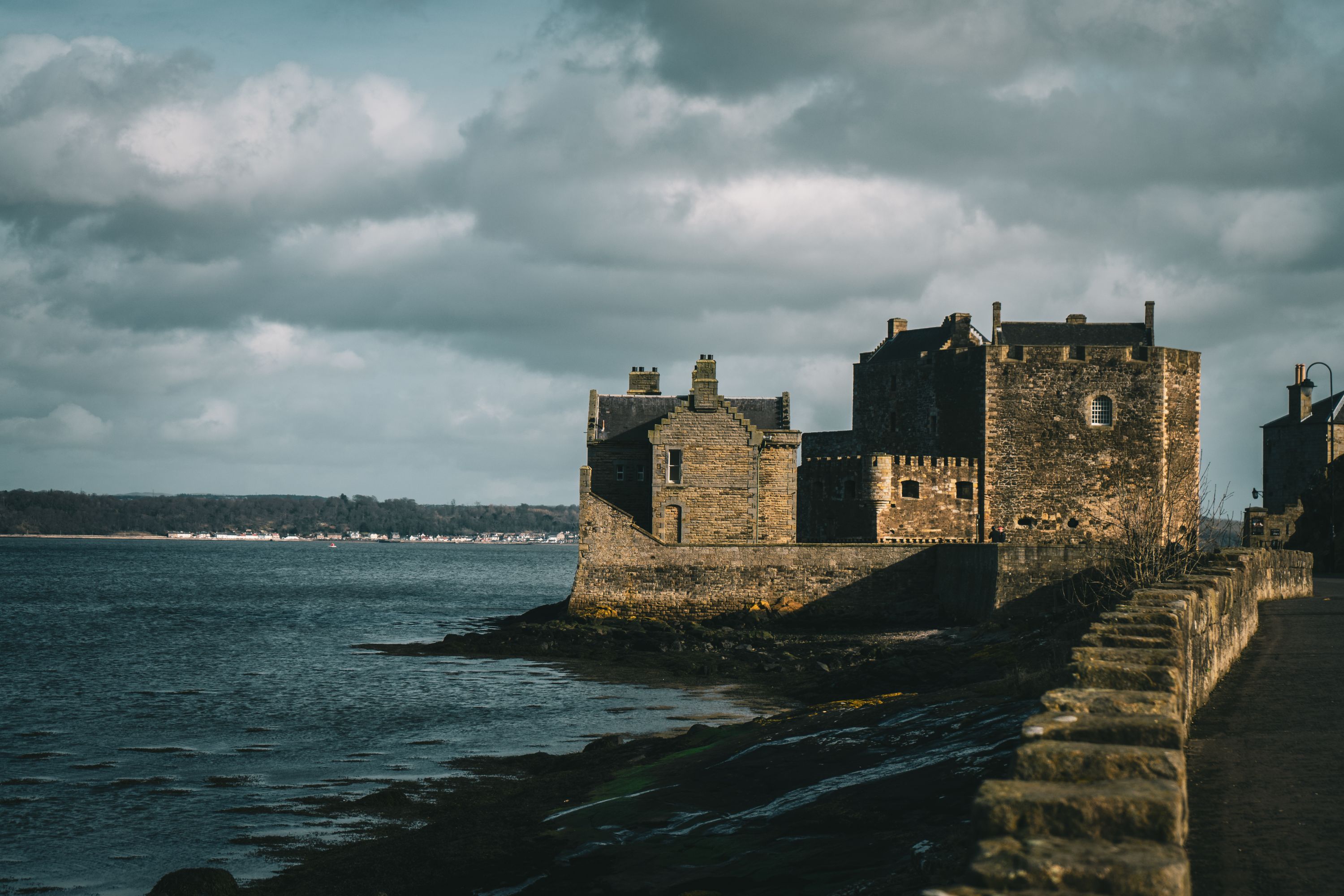 The Outlander, Palaces & Jacobites Tour from Edinburgh