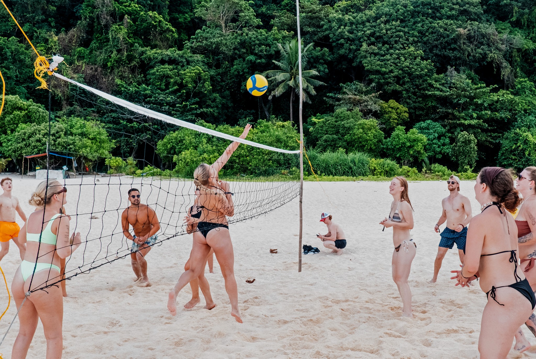 Boracay Island Hopping w/ Cliff Jumping & Sunset Boat Party Cruise