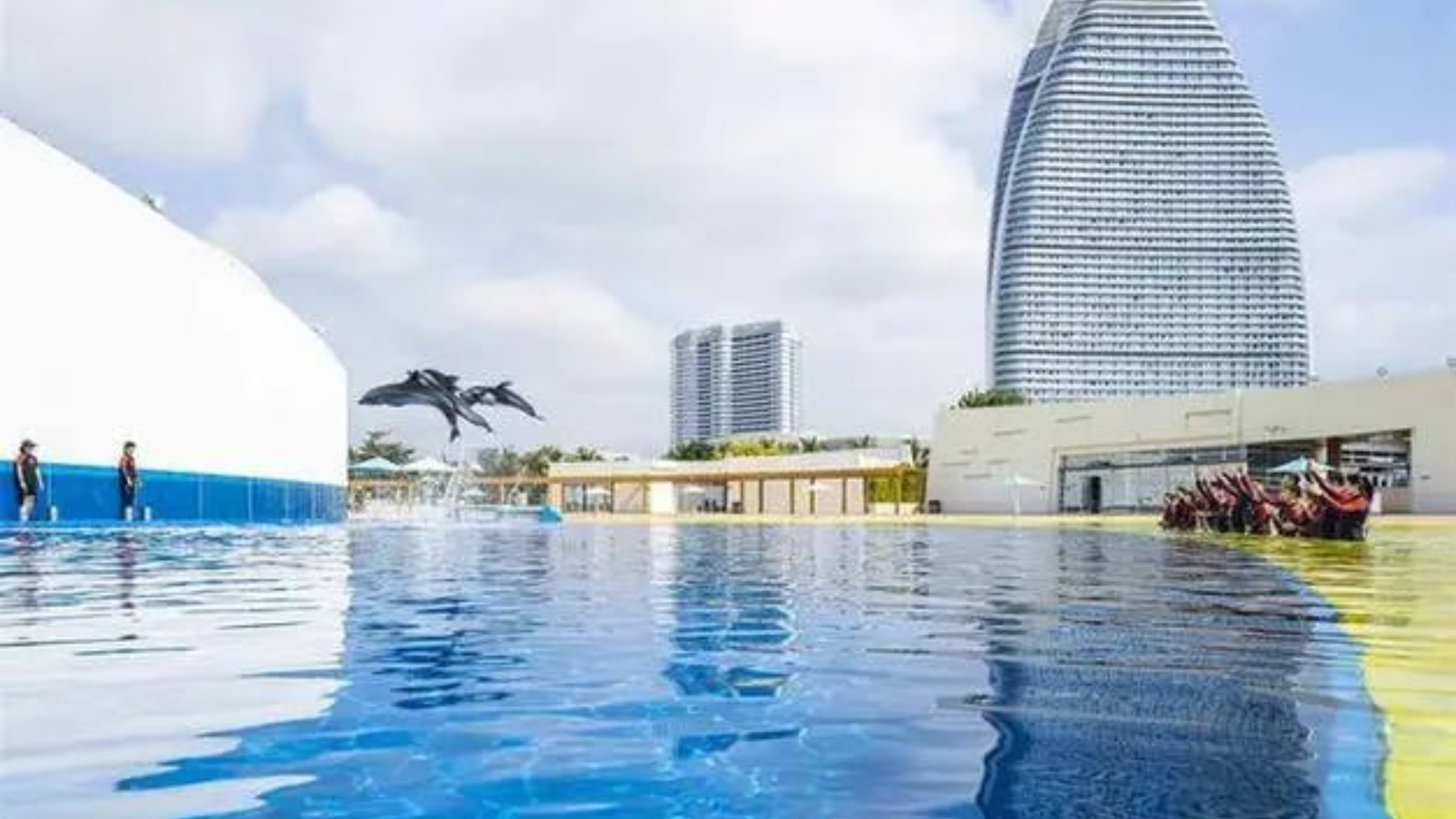 Atlantis Sanya Resort Private Guided Day Tour