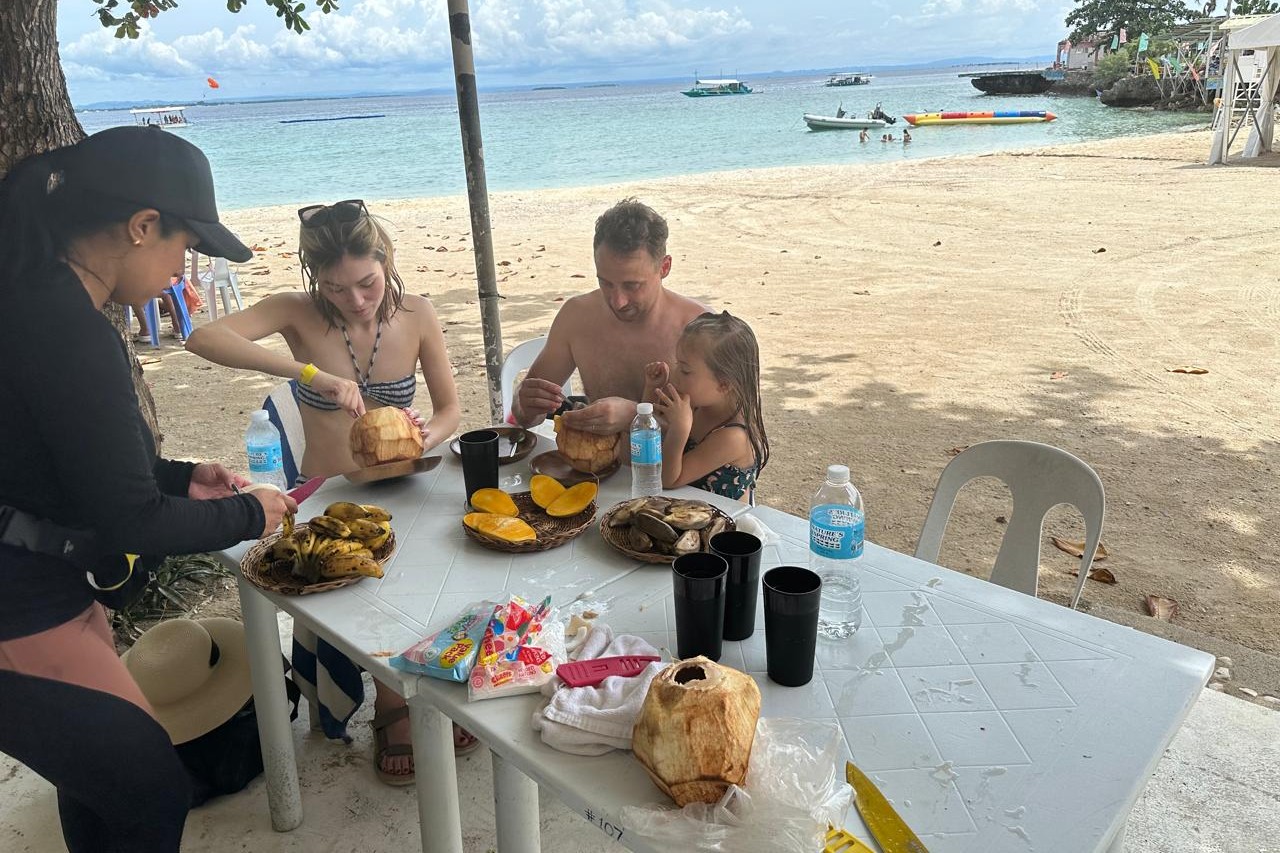 活動期間盡享免費茶點，讓您保持充沛活力，味蕾隨時準備好迎接驚喜。