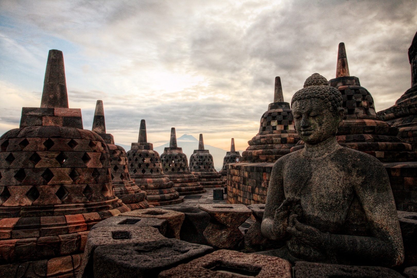 印尼日惹婆羅浮屠寺（Borobudur Temple）門票