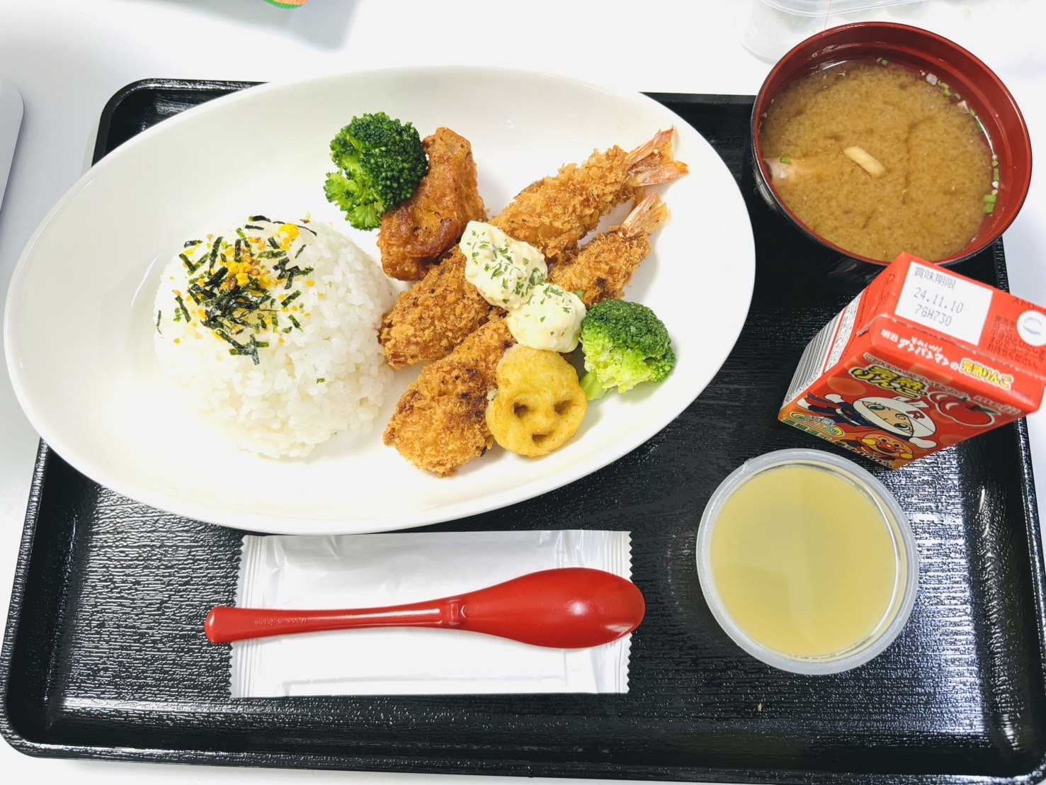 夏日初戀浪花 積丹余市小樽一日遊 | 含海鮮丼或海膽丼、水果吃到飽、天狗山纜車