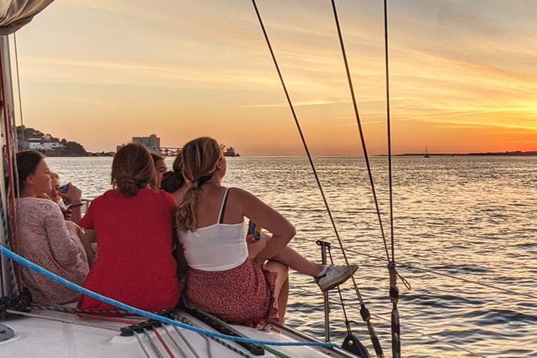 Lisbon Daytime/Sunset/Night City Sailboat Tour with Drinks