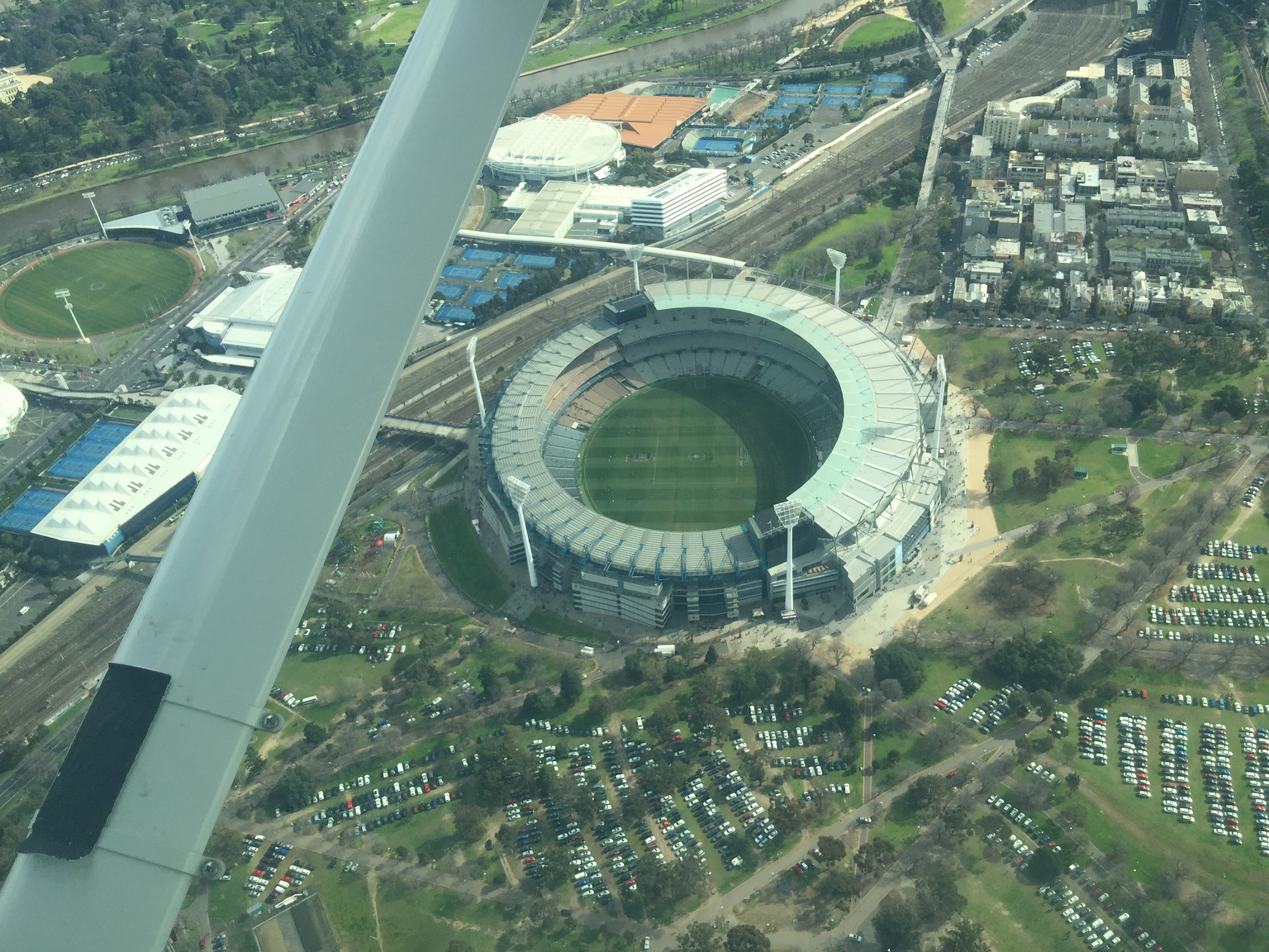 墨爾本中央商務區 30 分鐘飛行體驗 (30 Minutes Flight Over Melbourne CBD)