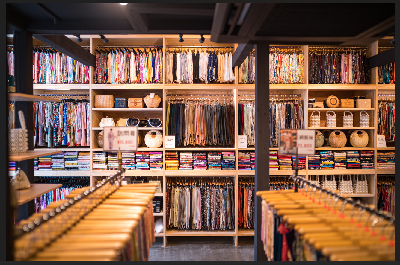 1000多種花色和服,不定期更換新款式! 1000多種花色和服,不定期更換新款式!