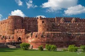 泰姬瑪哈陵 (Taj Mahal) 與阿格拉 (Agra) 一日遊（德里 (Delhi) 出發，多種選擇）