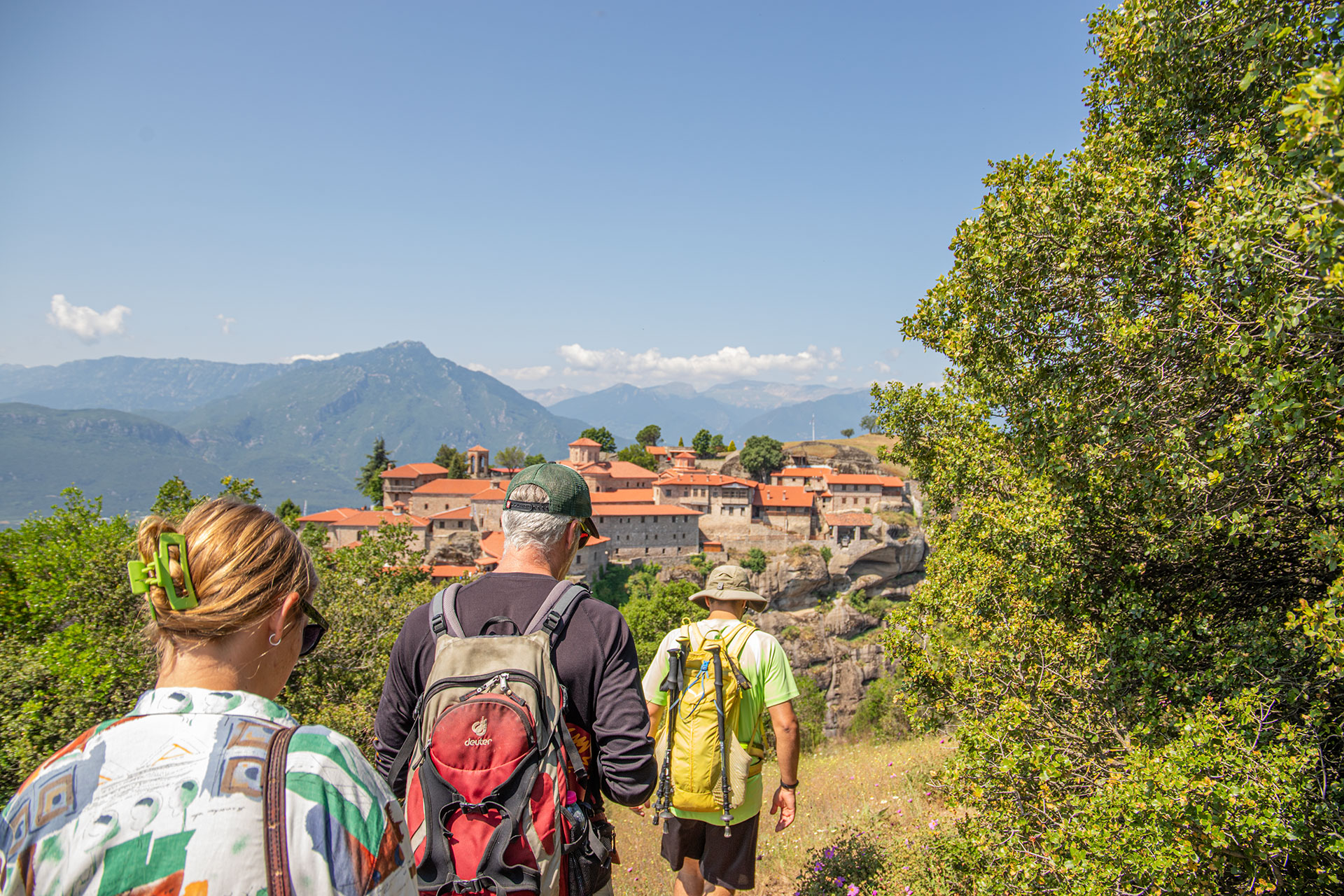 梅特歐拉（Meteora）健行遊，從卡拉巴卡或卡斯特拉奇出發，並參觀修 monastery