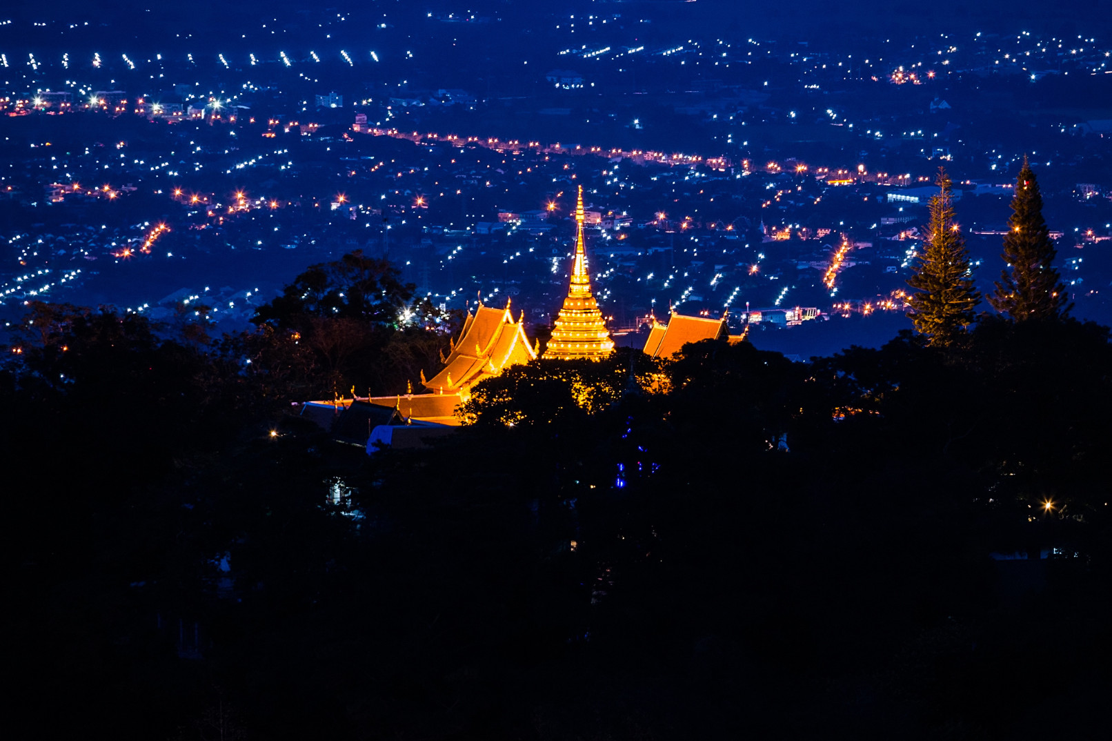 清邁素帖寺＆悟孟寺夜遊之旅