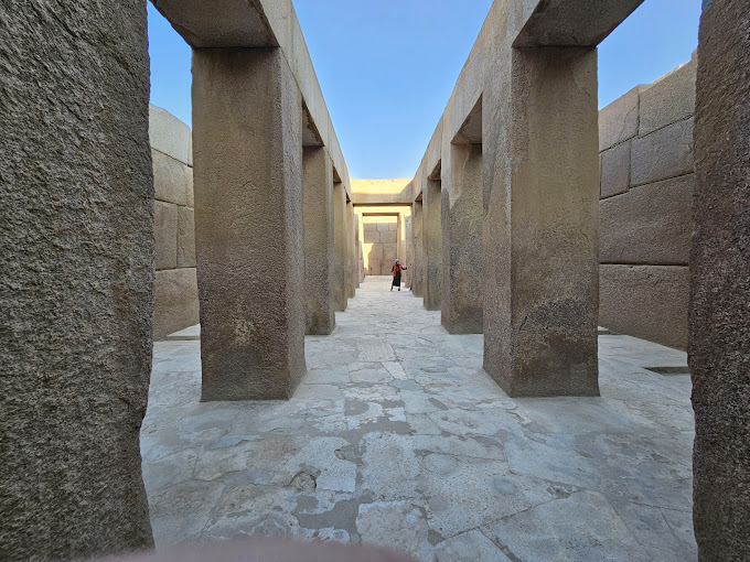 吉薩金字塔 (Giza Pyramids)、曼菲斯 (Memphis)、達舒爾 (Dahshur) 和薩卡拉 (Saqqara) 私人旅遊