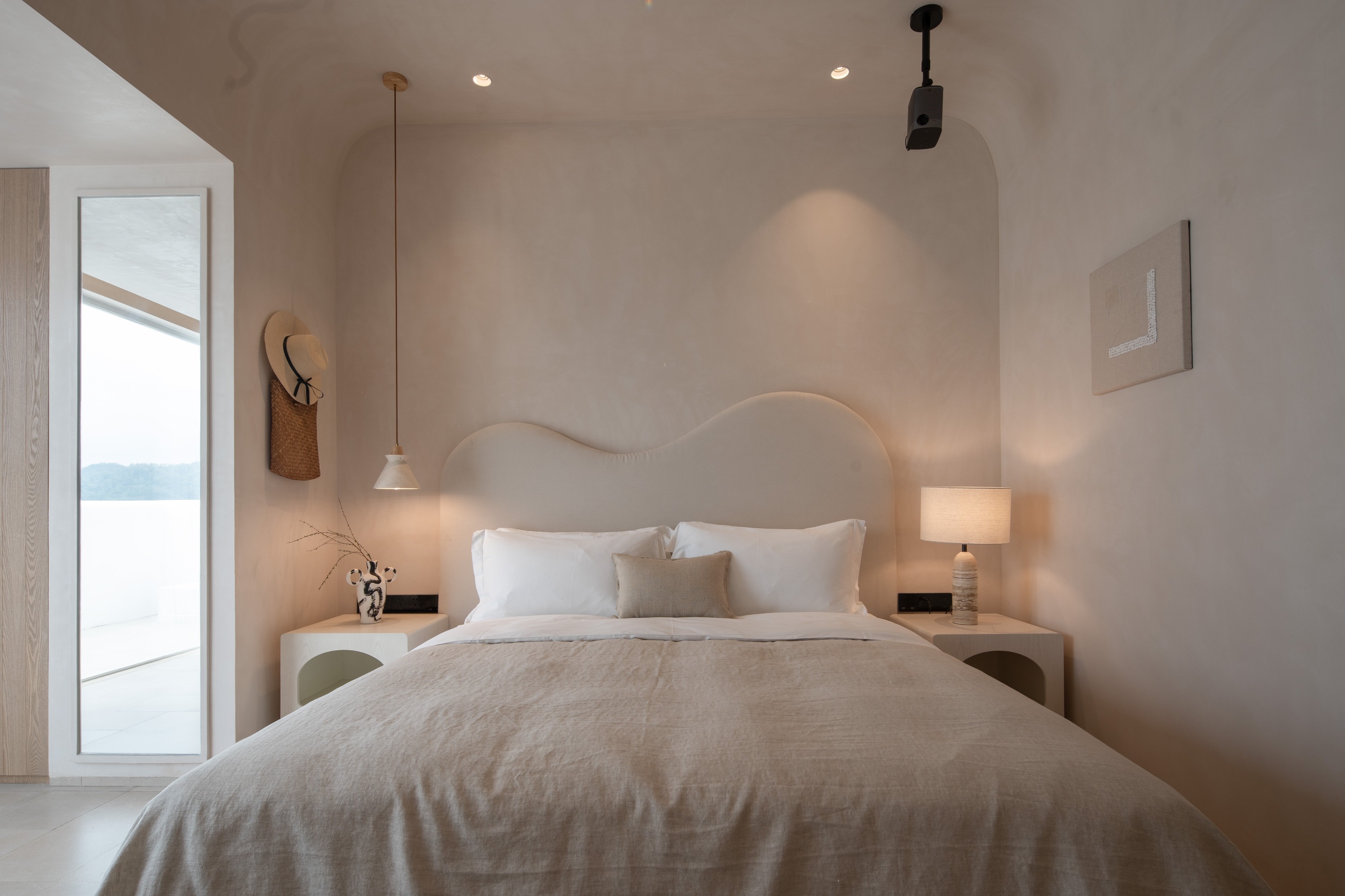 Building L·L202 Sea View Double Room with Balcony