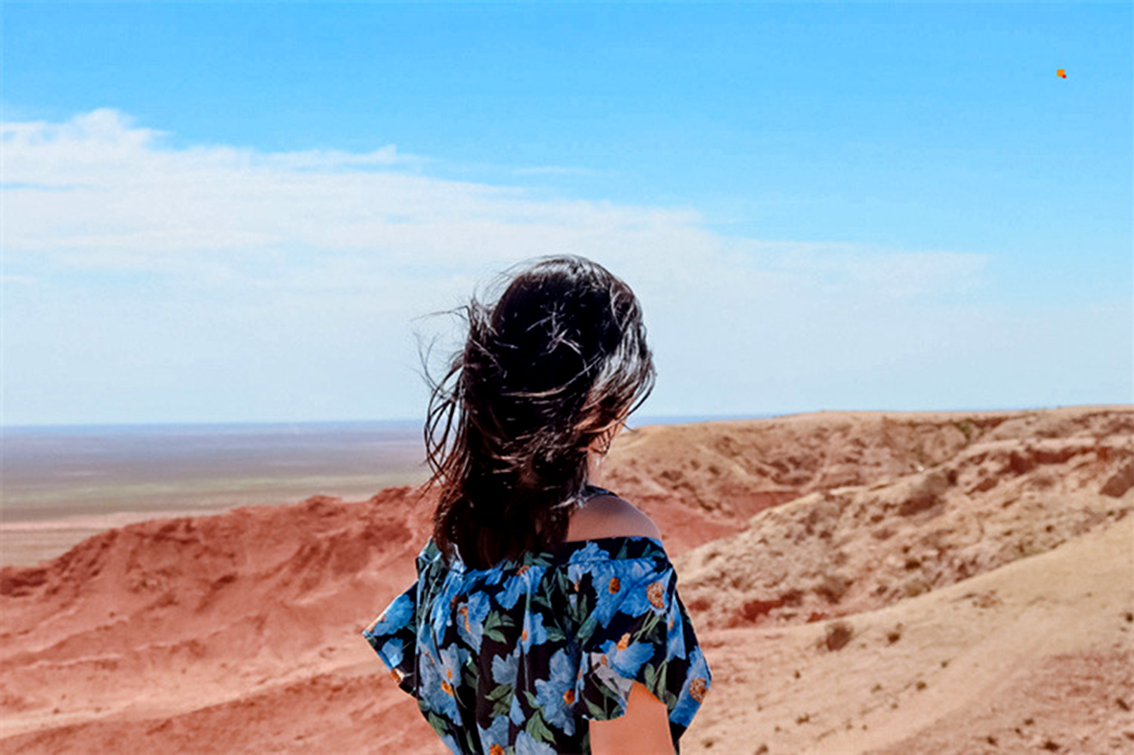 3-day tour of Ulanqab, Inner Mongolia (Hada Volcano + Huitengxile Grassland + Dahong Mountain + National Gate + Laoli Sea)