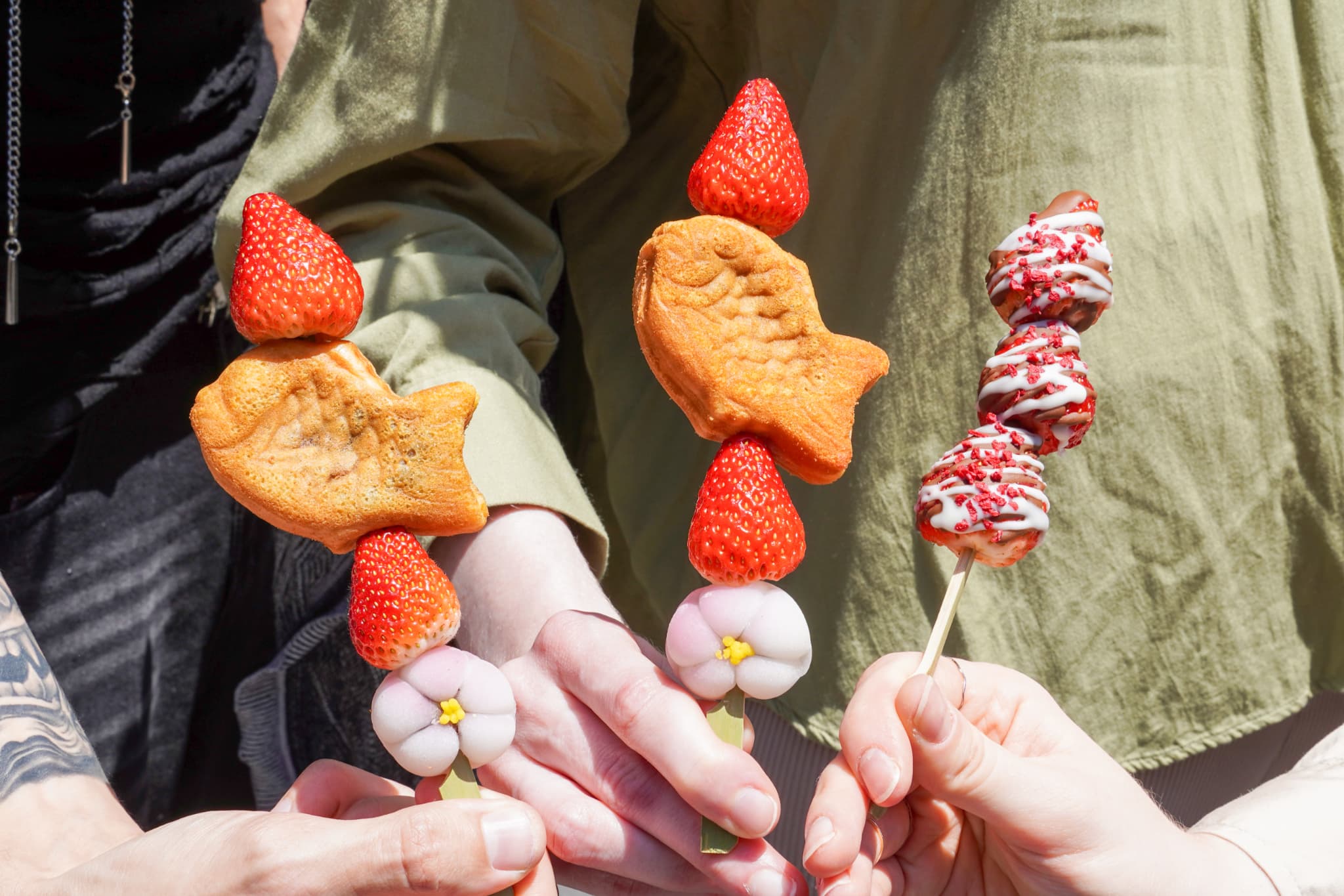 Tsukiji Market Fresh and Seasonal Japanese Delicacies Tour