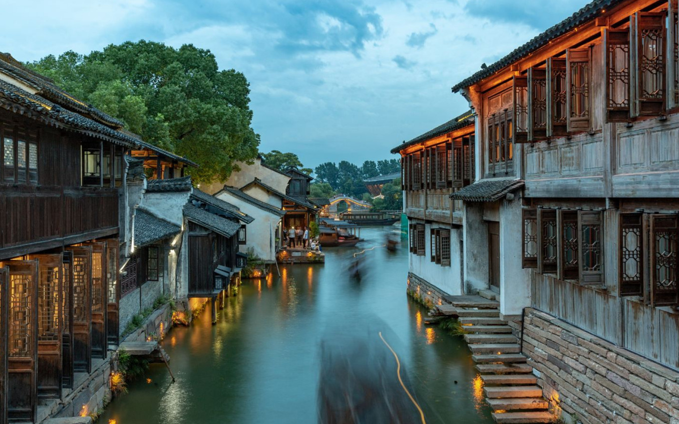 Hangzhou & Wuzhen 2-Day Private Guided Tour