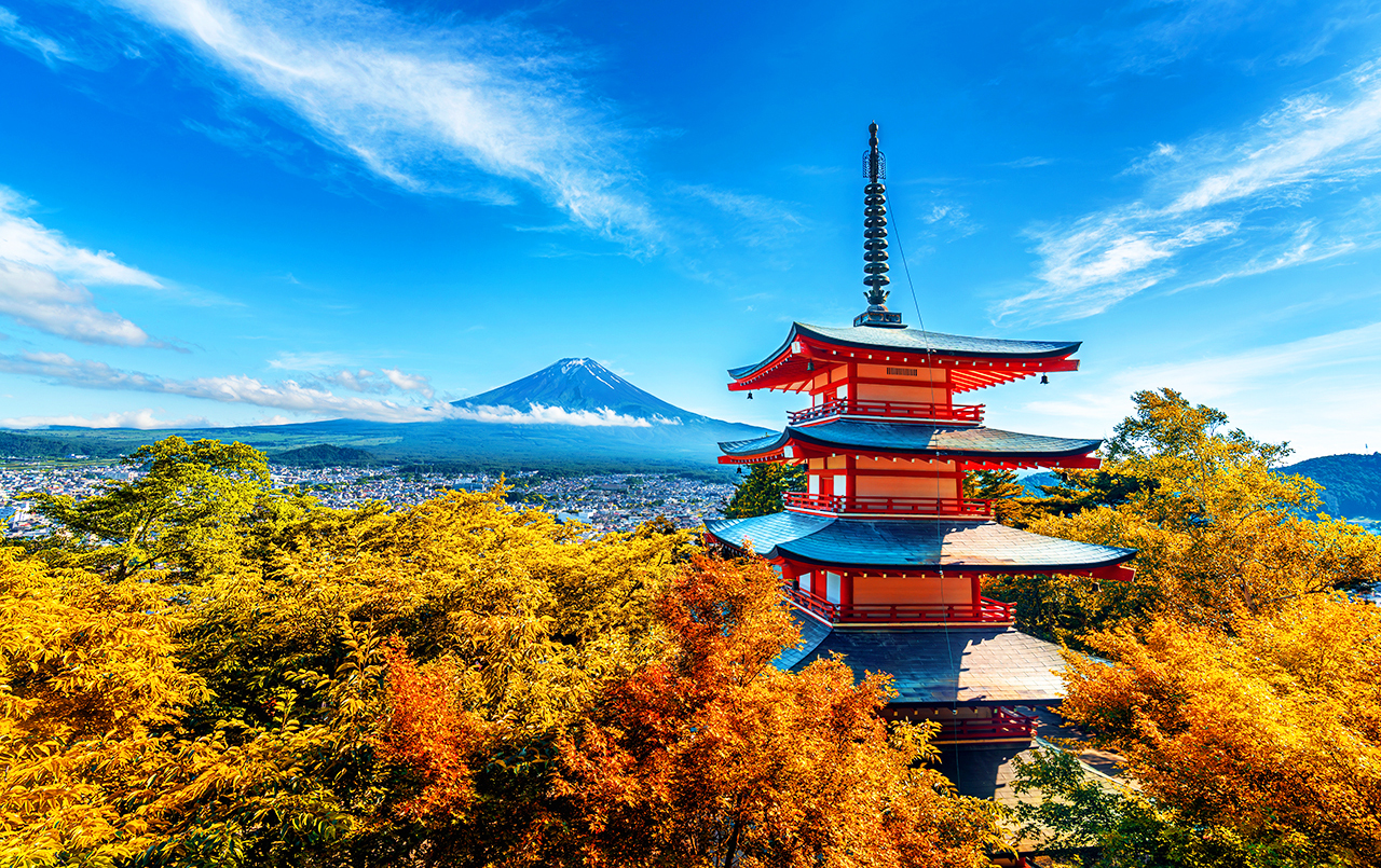 Arakurayama Sengen Park is located in the middle of Arakurayama in Fujiyoshida City, Yamanashi Prefecture, Japan. It is a park famous for its view of Mount Fuji and a well-known cherry blossom viewing spot.