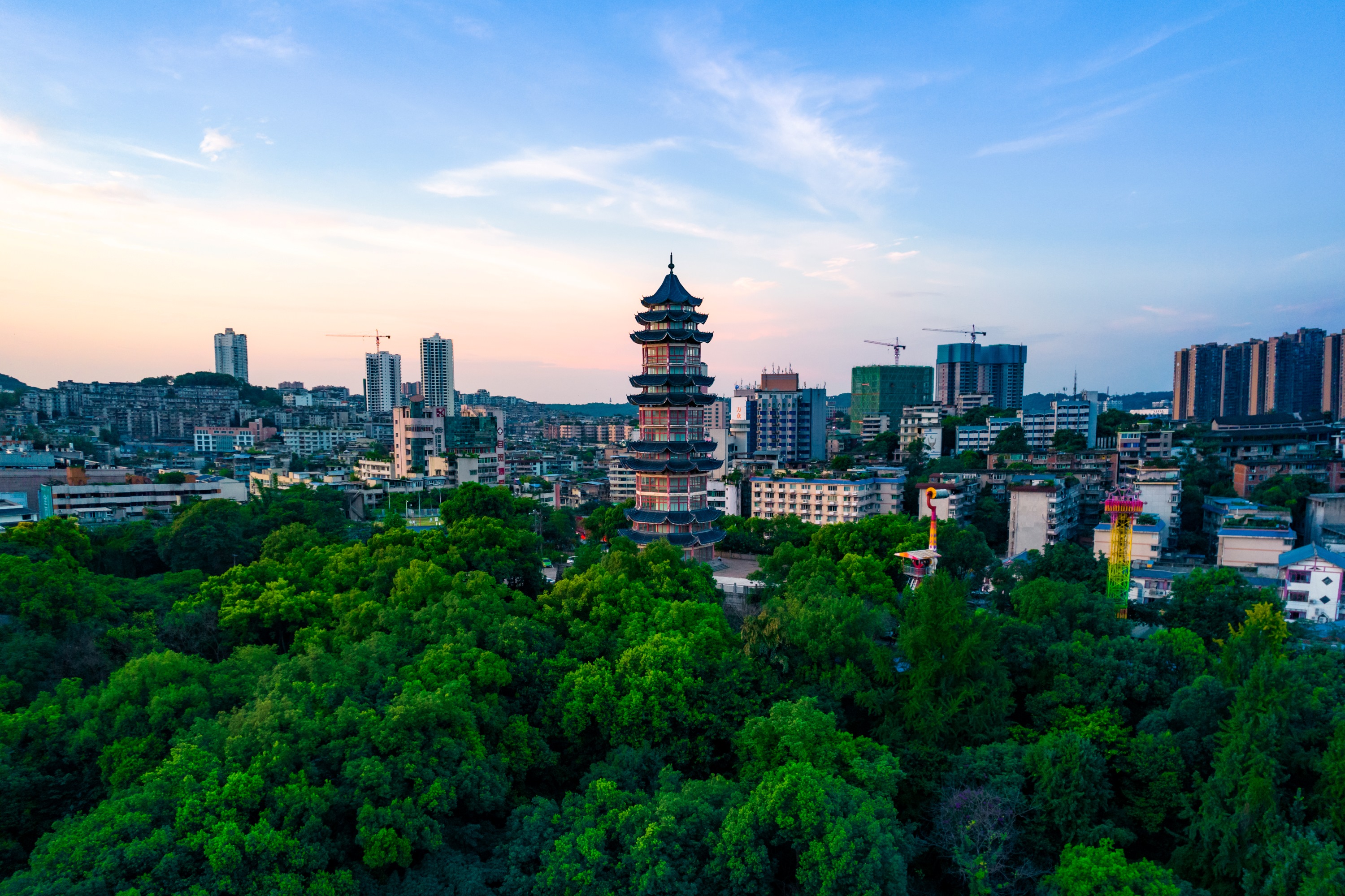 重慶來往自貢市 私人接送