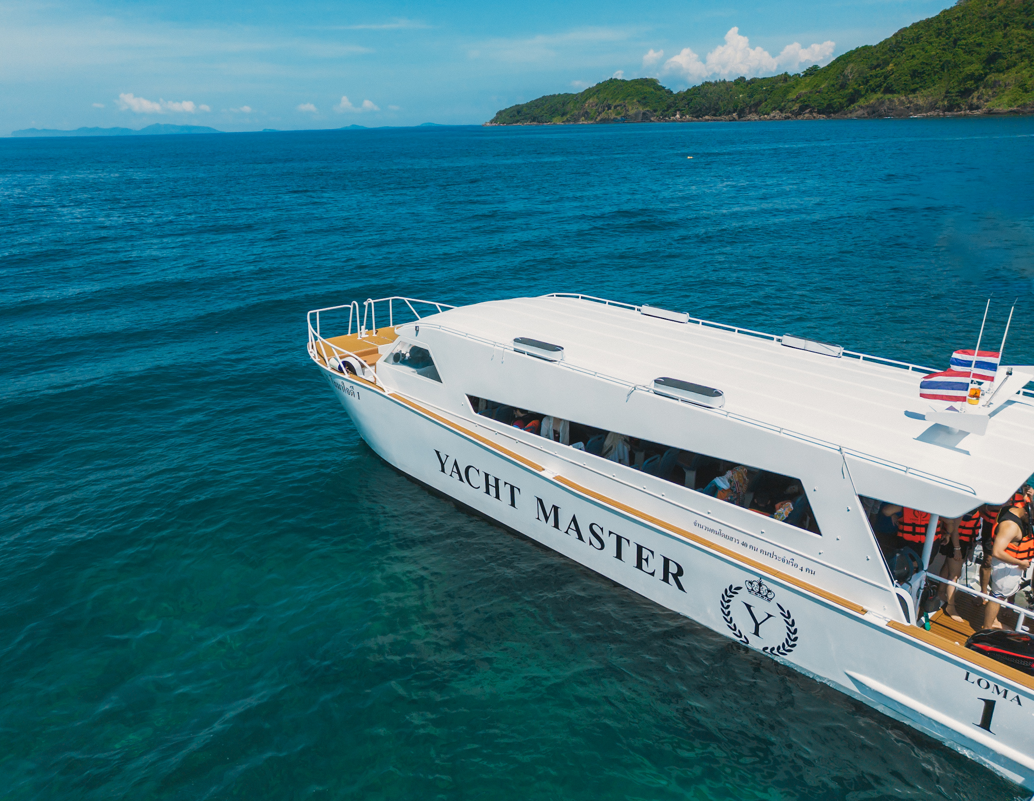 普吉島：快艇雙體船皮皮島一日遊 (Phuket: Phi Phi island Day Tour by Speedboat Catamaran)