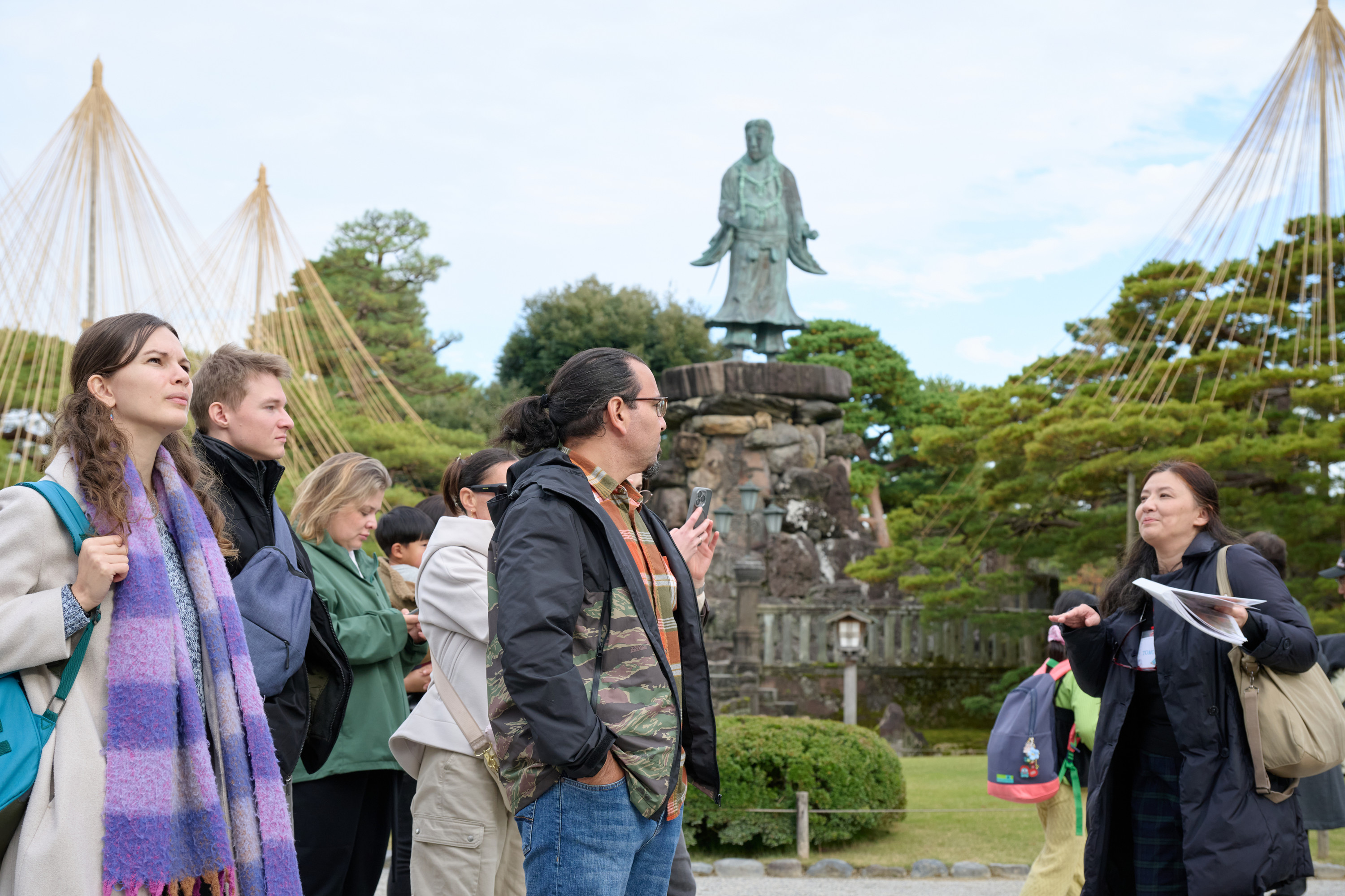 Kenrokuen Garden & Kanazawa Castle Historical Tour