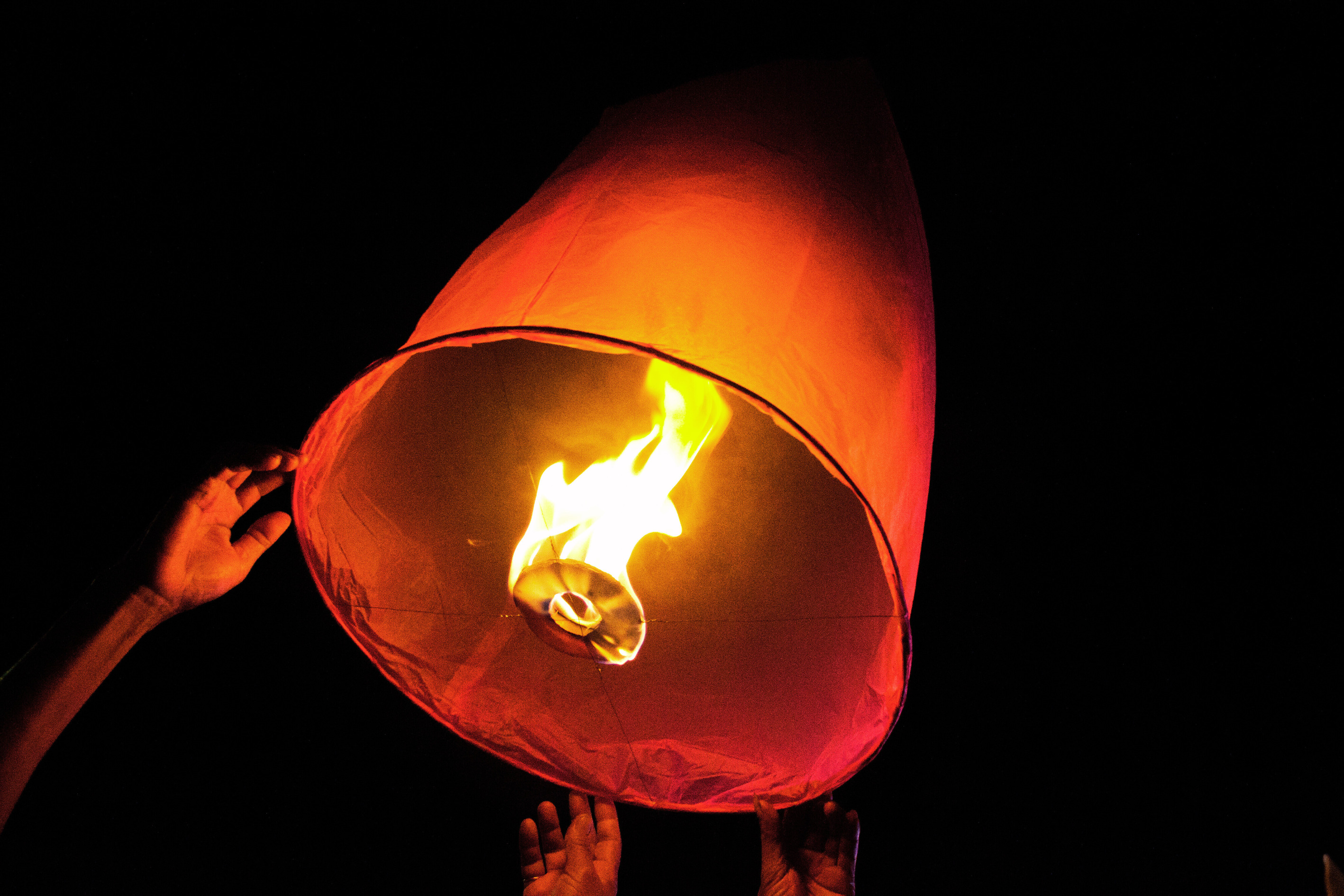 台灣的天燈文化是極具代表性的傳統習俗。