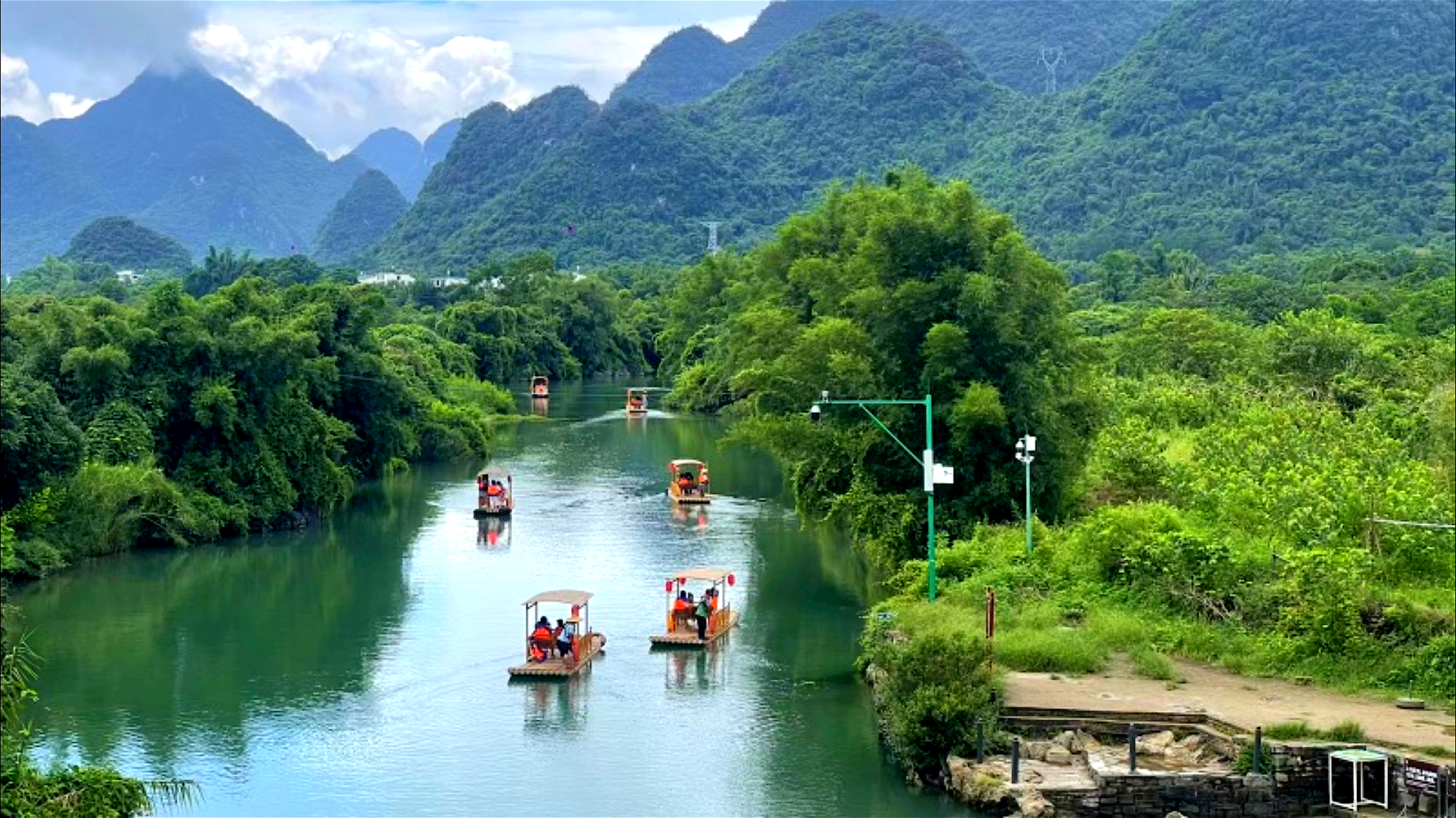桂林灕江四星船.陽朔遇龍河竹筏.相公山.豪華5星灕江風景酒店4日遊