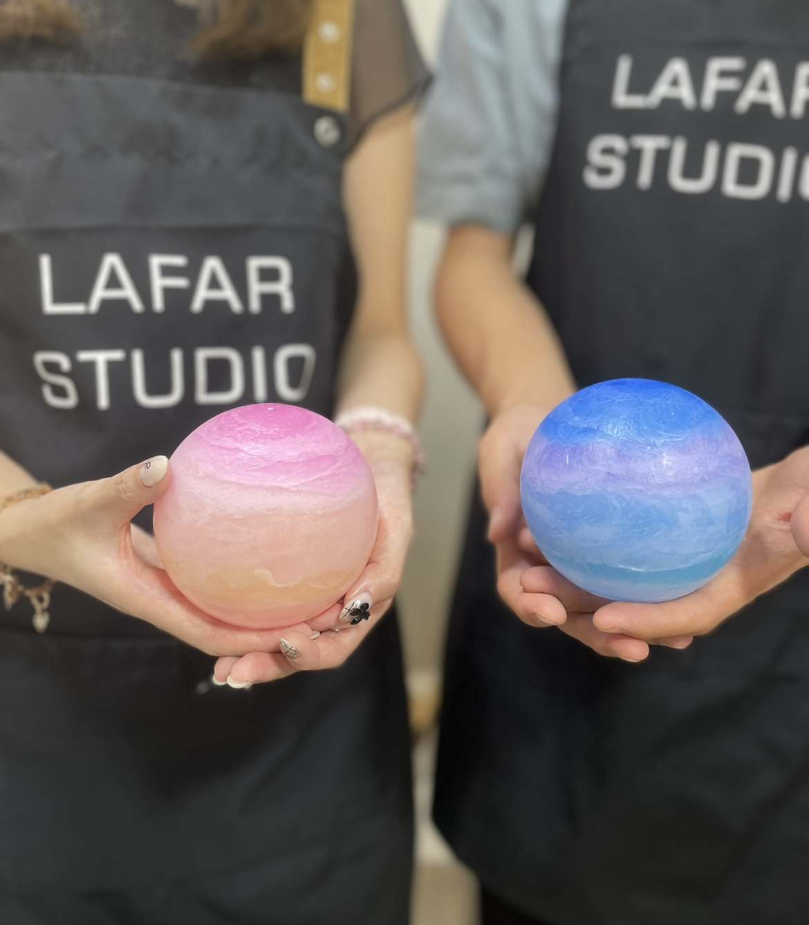 LAFARSTUDIO | 一站式工作坊 | 調香 | 香薰蠟燭 | 唇膏 | 護膚品 | 親子活動 | 朋友聚會 | 情侶 |