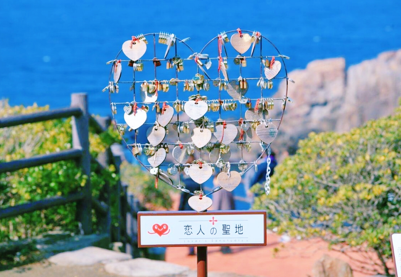 小眾和歌山一日遊｜toretore市場-金槍魚解體秀 & 白濱溫泉 & 邂逅貓站長 & 打卡千畳敷、三段壁｜大阪發車