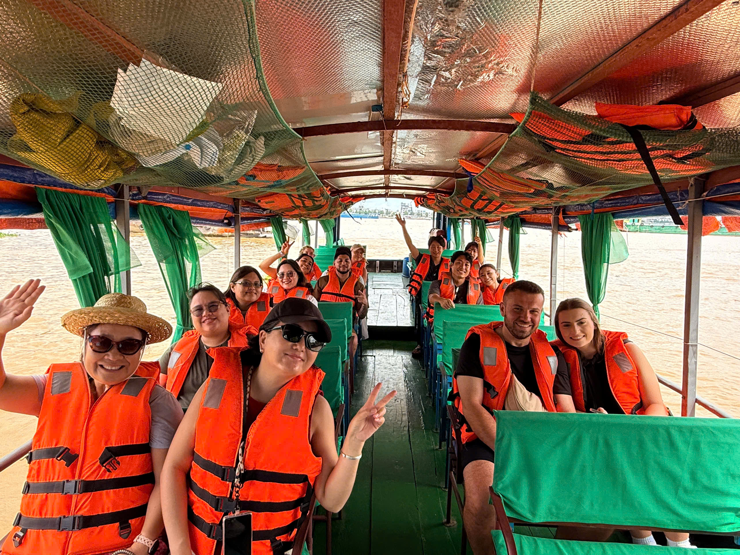 Mekong Delta Day Tour from Ho Chi Minh with Luxury Limousine Options