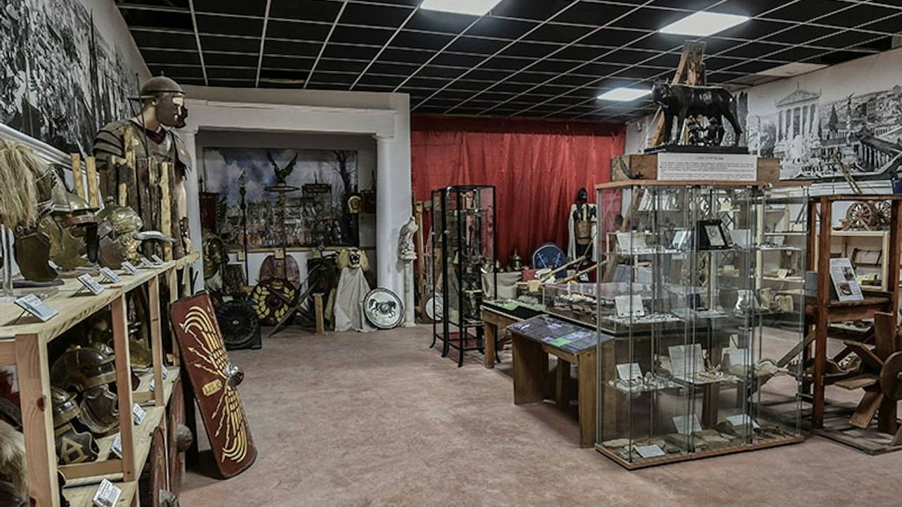 Rome’s Gladiator School offers a hands-on journey into ancient combat and Roman traditions