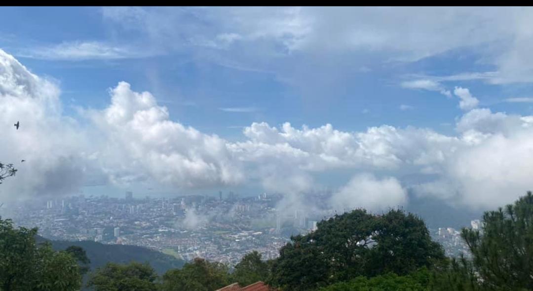 檳城升旗山 & 當地早市：日出晨間遊