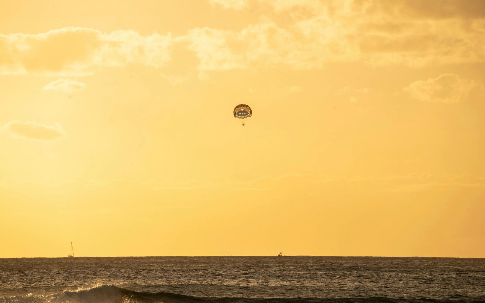 Vagator: Parasailing Experience