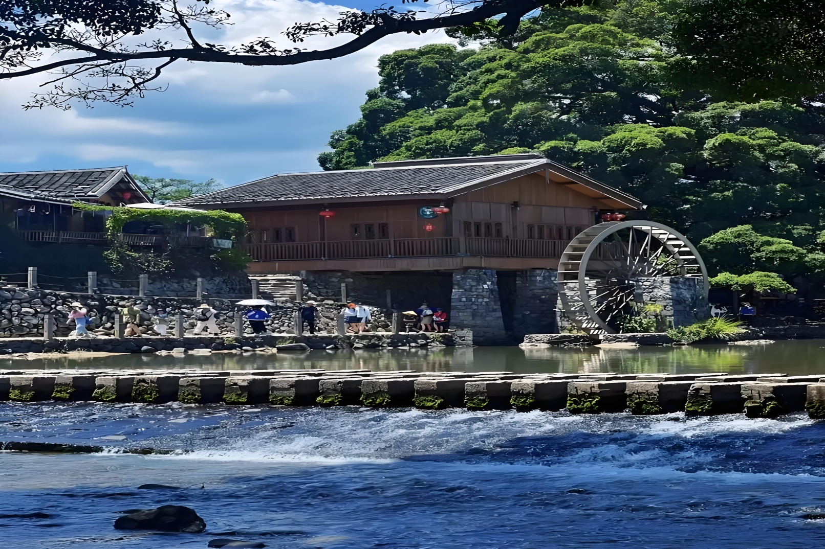 廈門出發南靖雲水謠+永定高北土樓王1日遊 （打卡世界文化遺產）