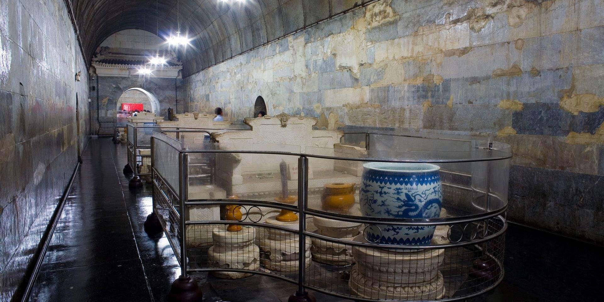 The highlight is the stone Underground Palace. It consists of five chambers. All of these chambers were built of stone without using a single beam or column.