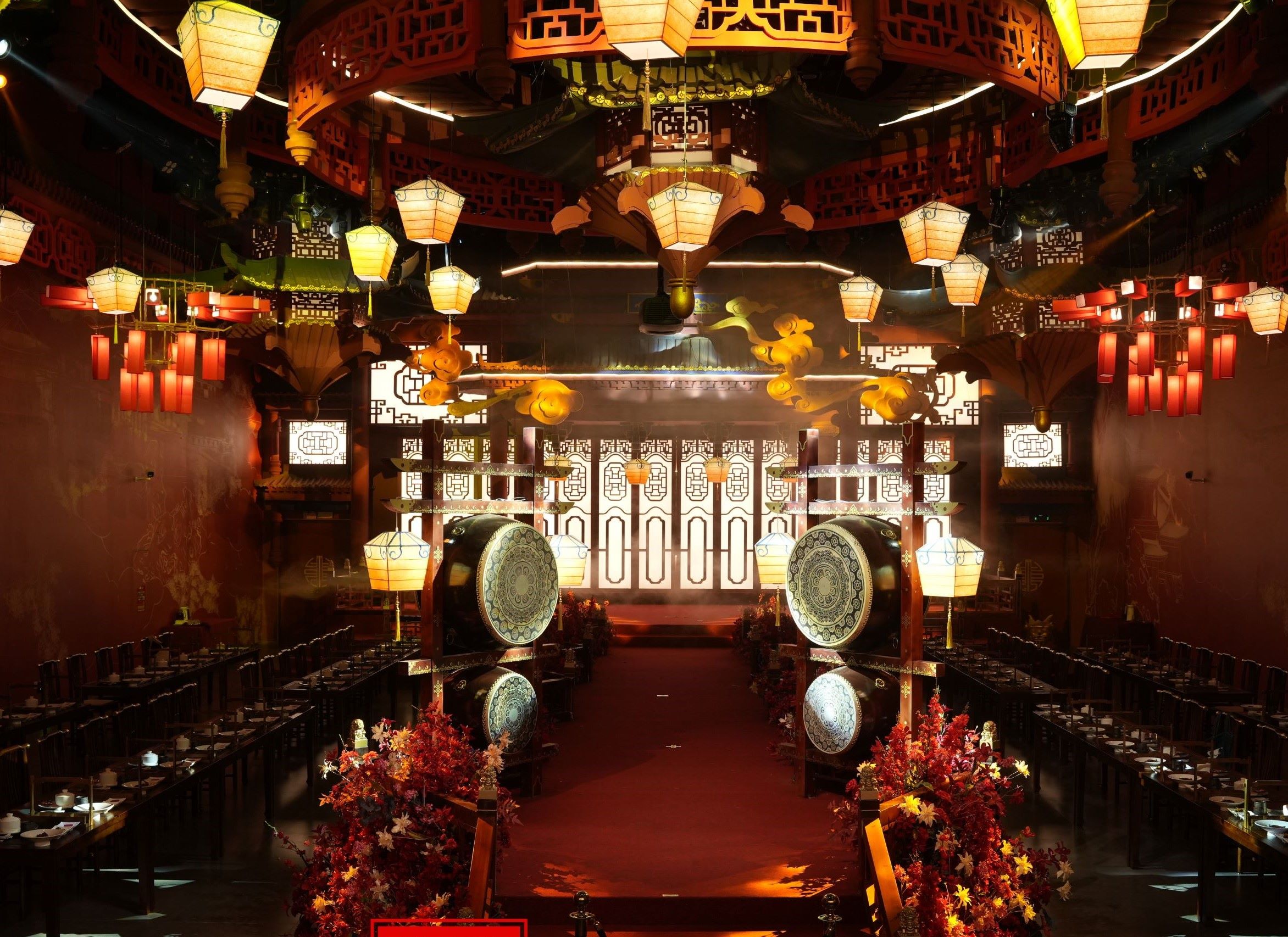 廣東深圳南謠逸境·宮廷餐秀（深圳必看餐秀+沉浸式大唐盛宴+品宮廷精緻美食+視覺味覺雙重盛宴+穿越古代享受宮廷御宴+可選漢服妝造體驗）