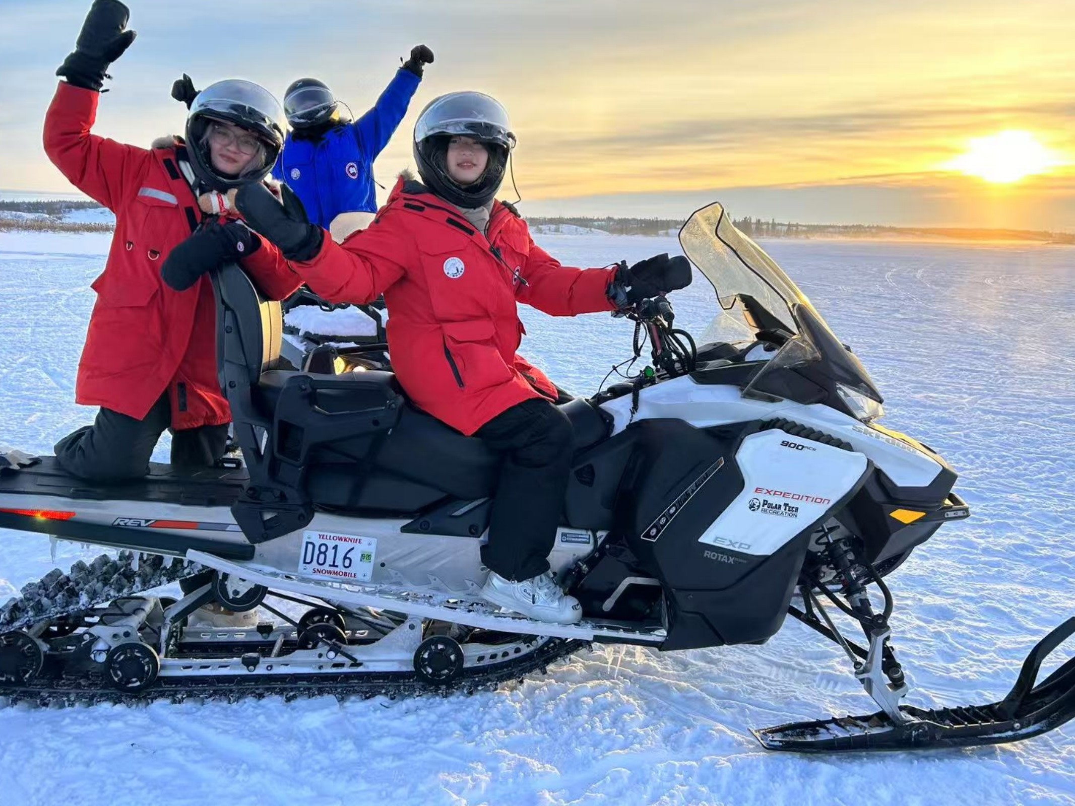 Yellowknife Holiday Winter Outdoor Activities Experience
