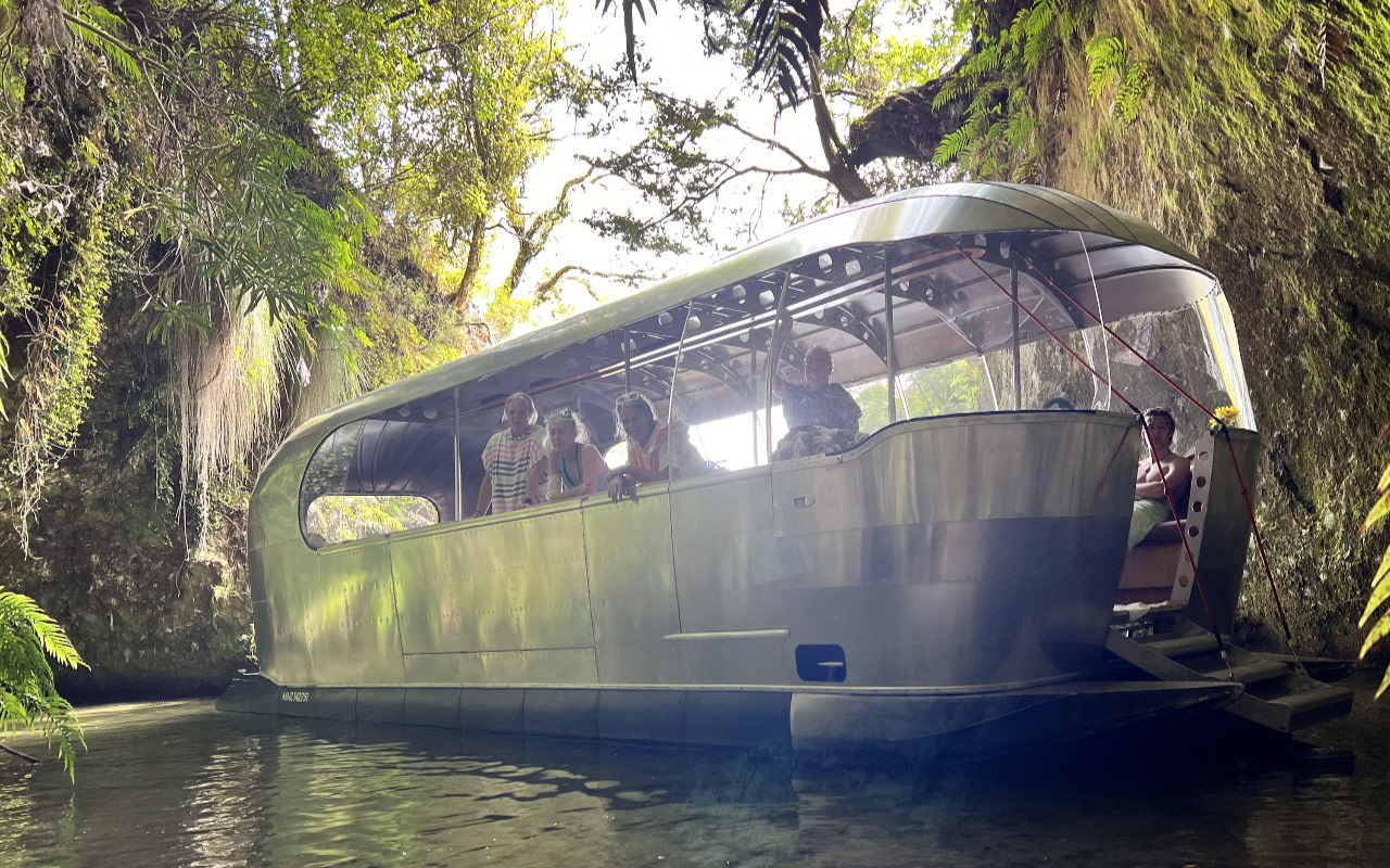 Lake Rotoiti Boat Cruise in Rotorua