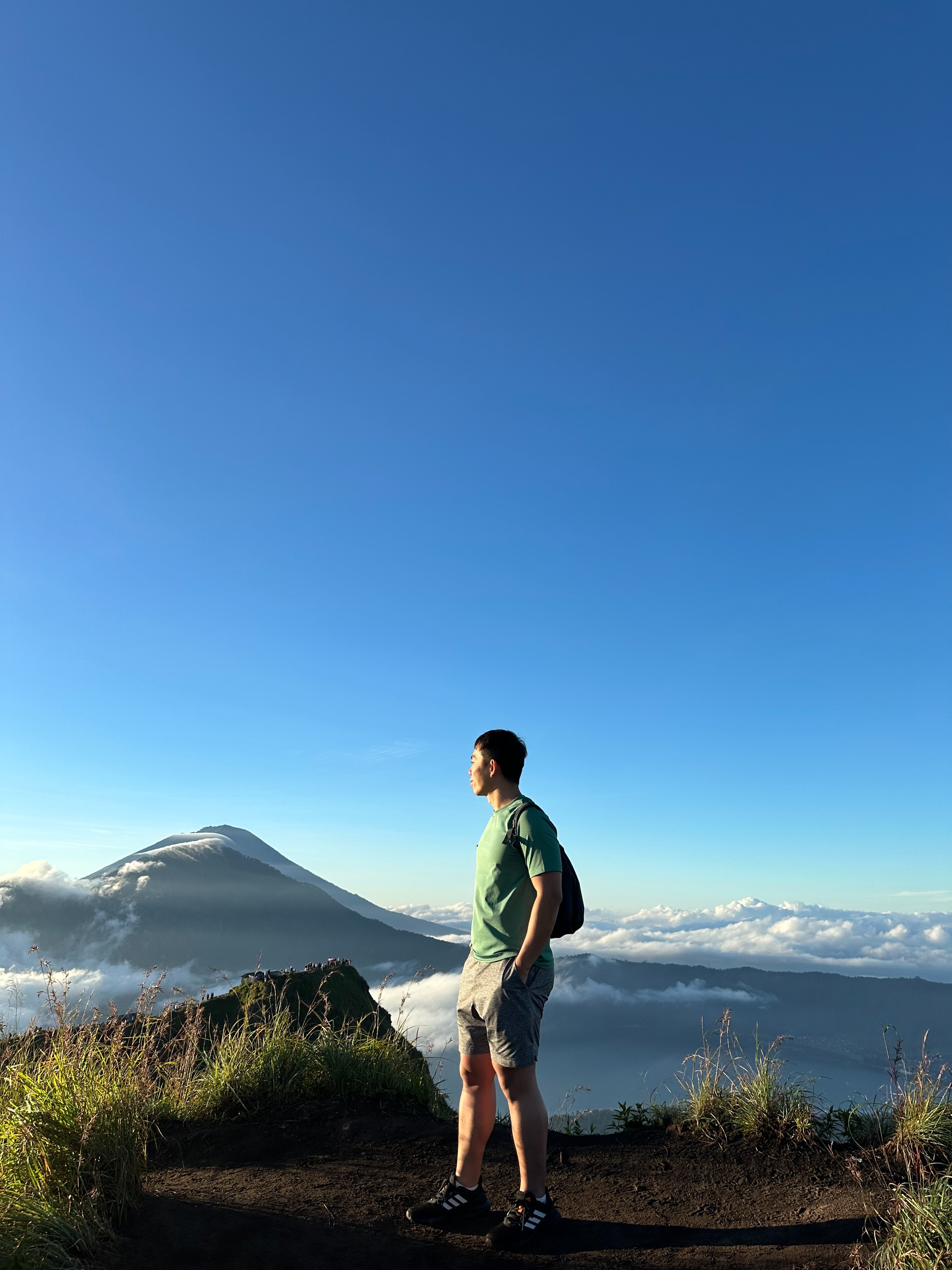 巴杜爾山 & 火山口日出徒步體驗