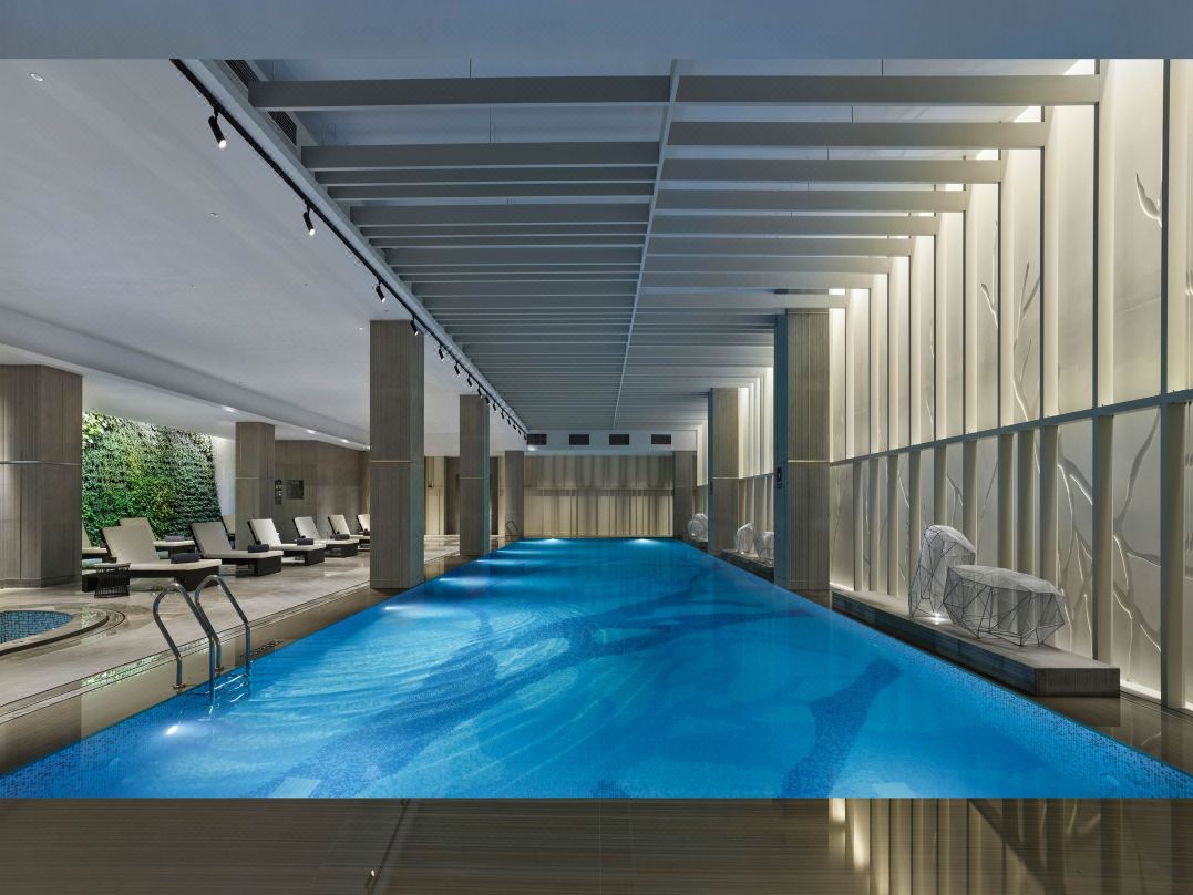 Hilton Shanghai Songjiang Indoor Swimming Pool
